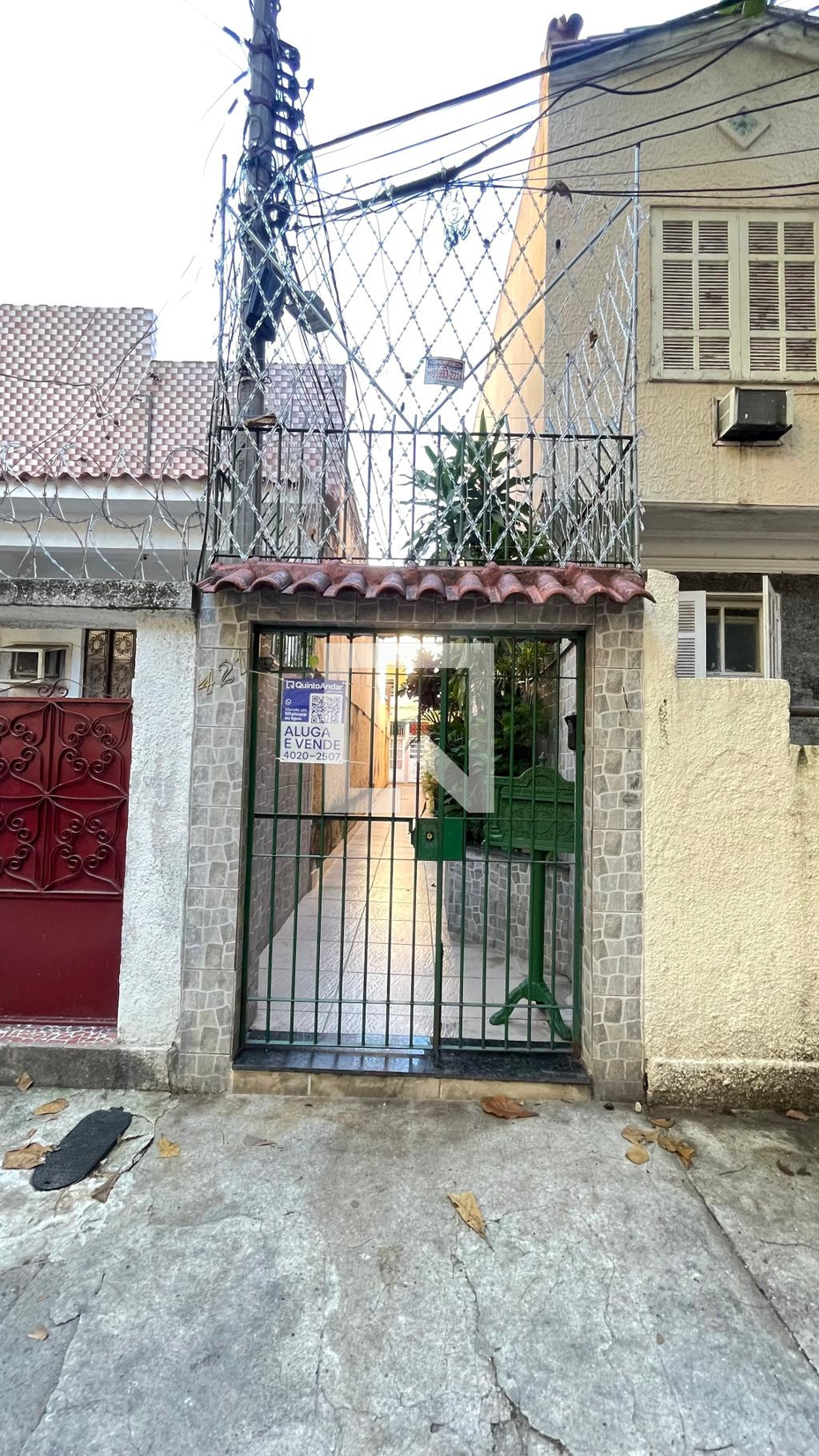 Fachada Condomínio em Rua Carvalho Alvim, 421