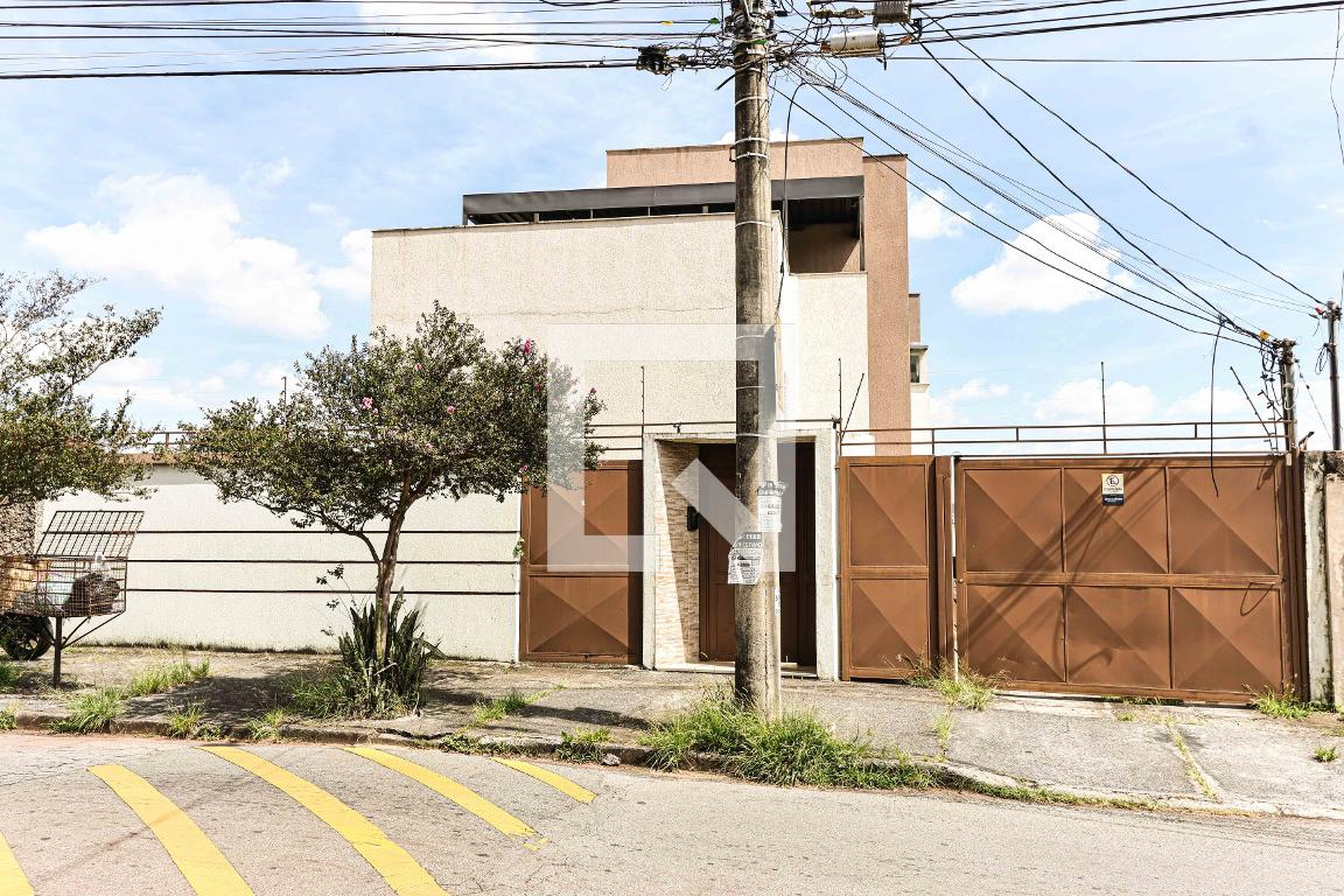Fachada Condomínio em Rua Francisco Manoel da Silva, 102