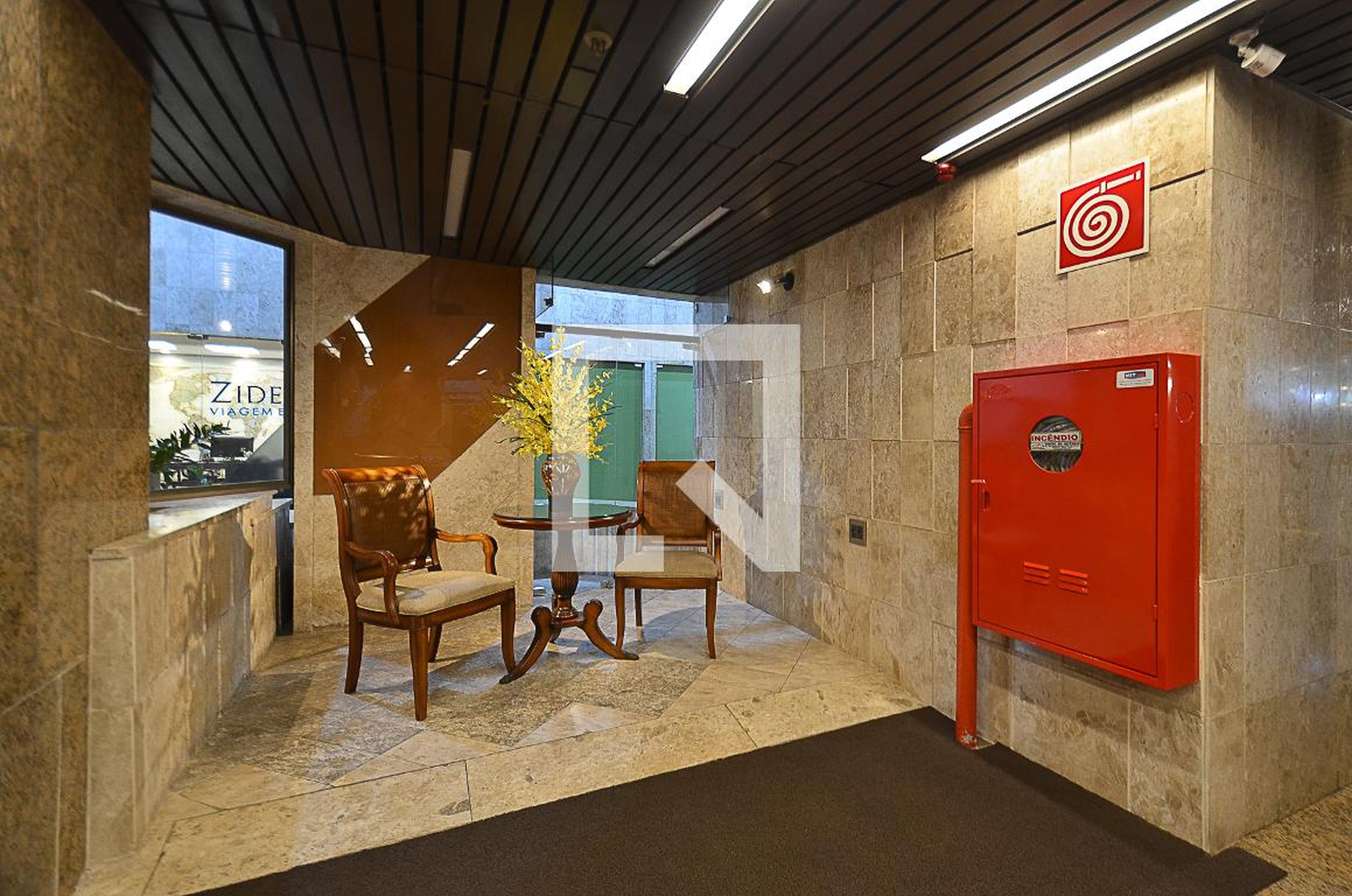 Hall de entrada Edifício Stael Luiza