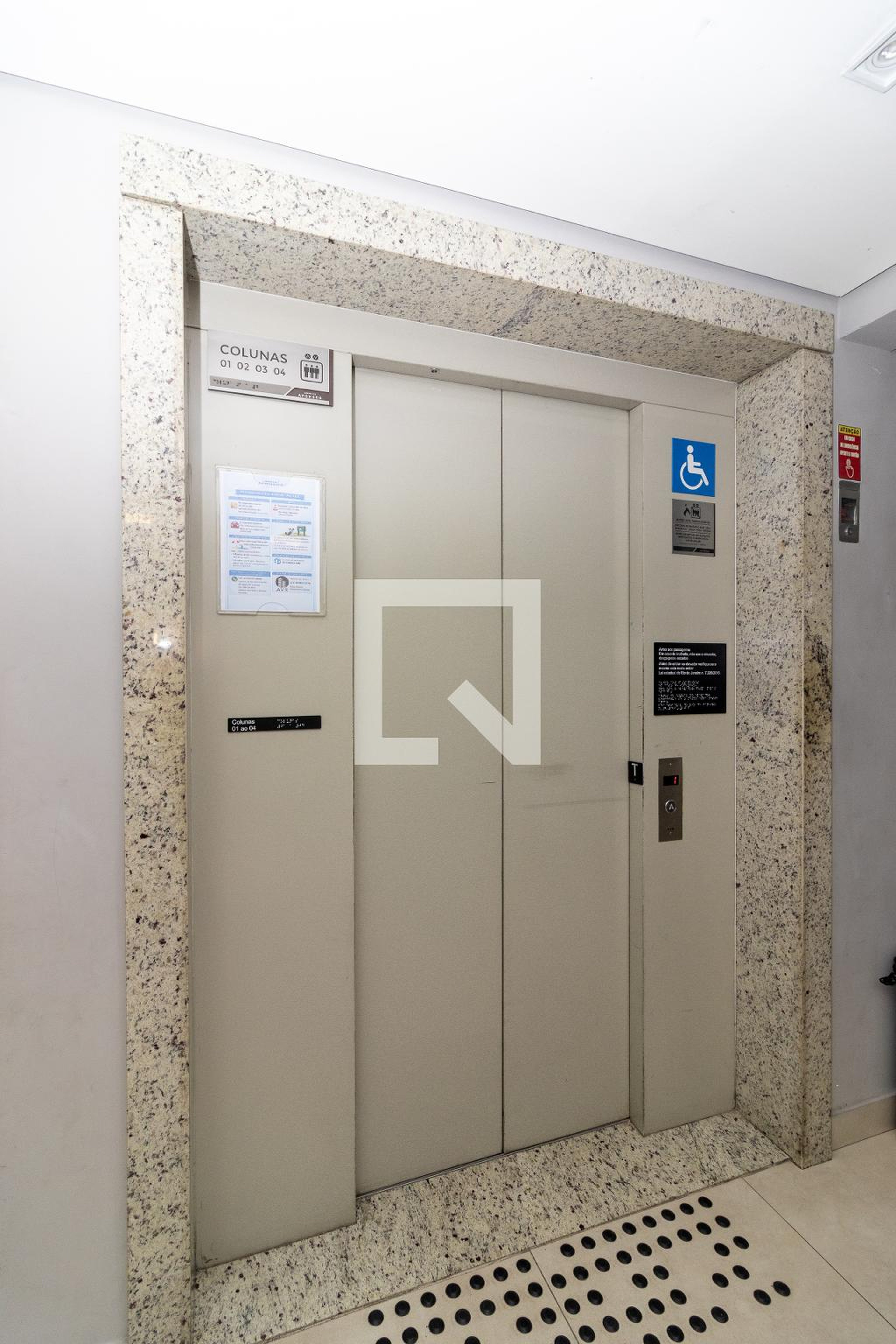 Elevador - Campo dos Afonsos