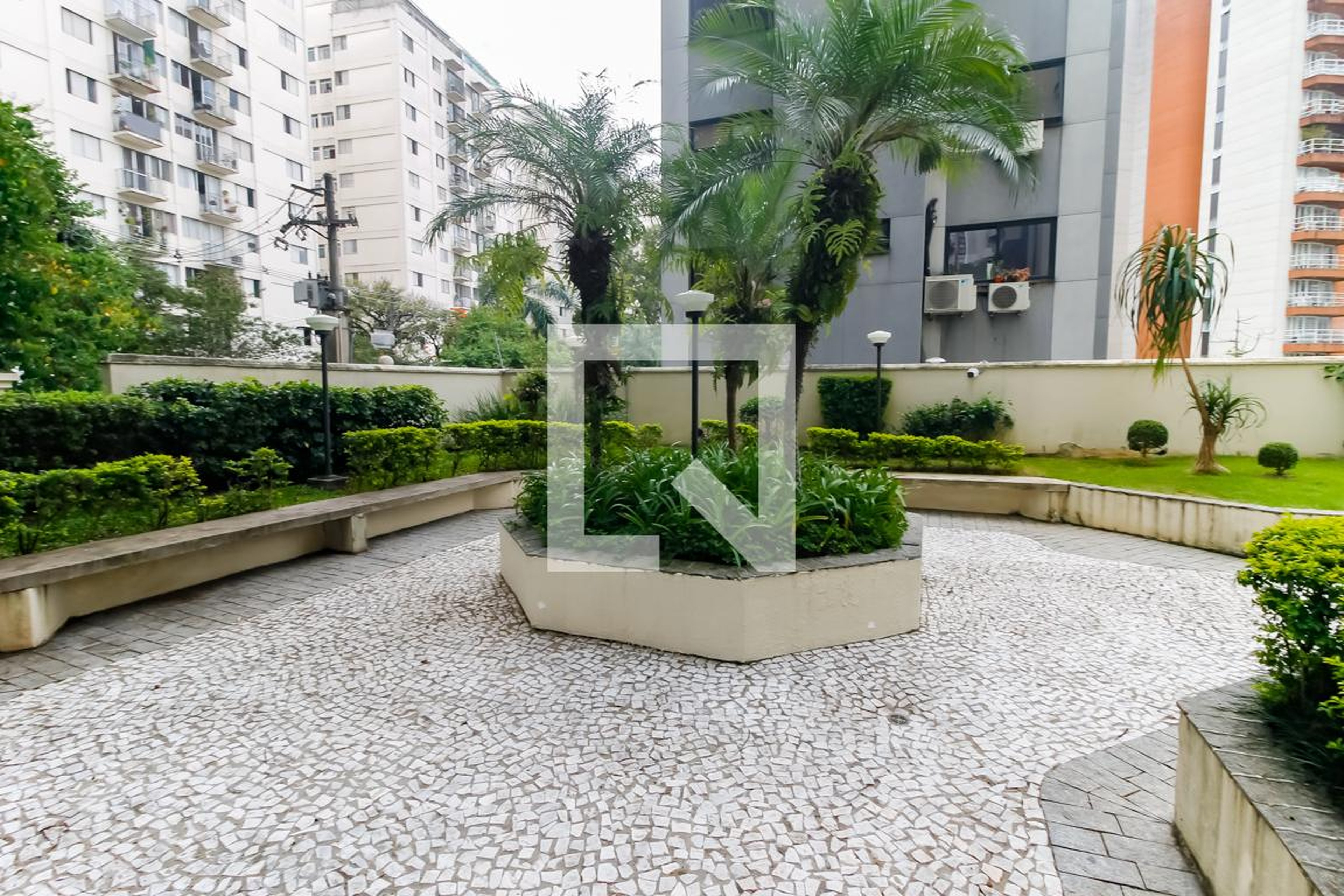 Área comum - Praça Villares