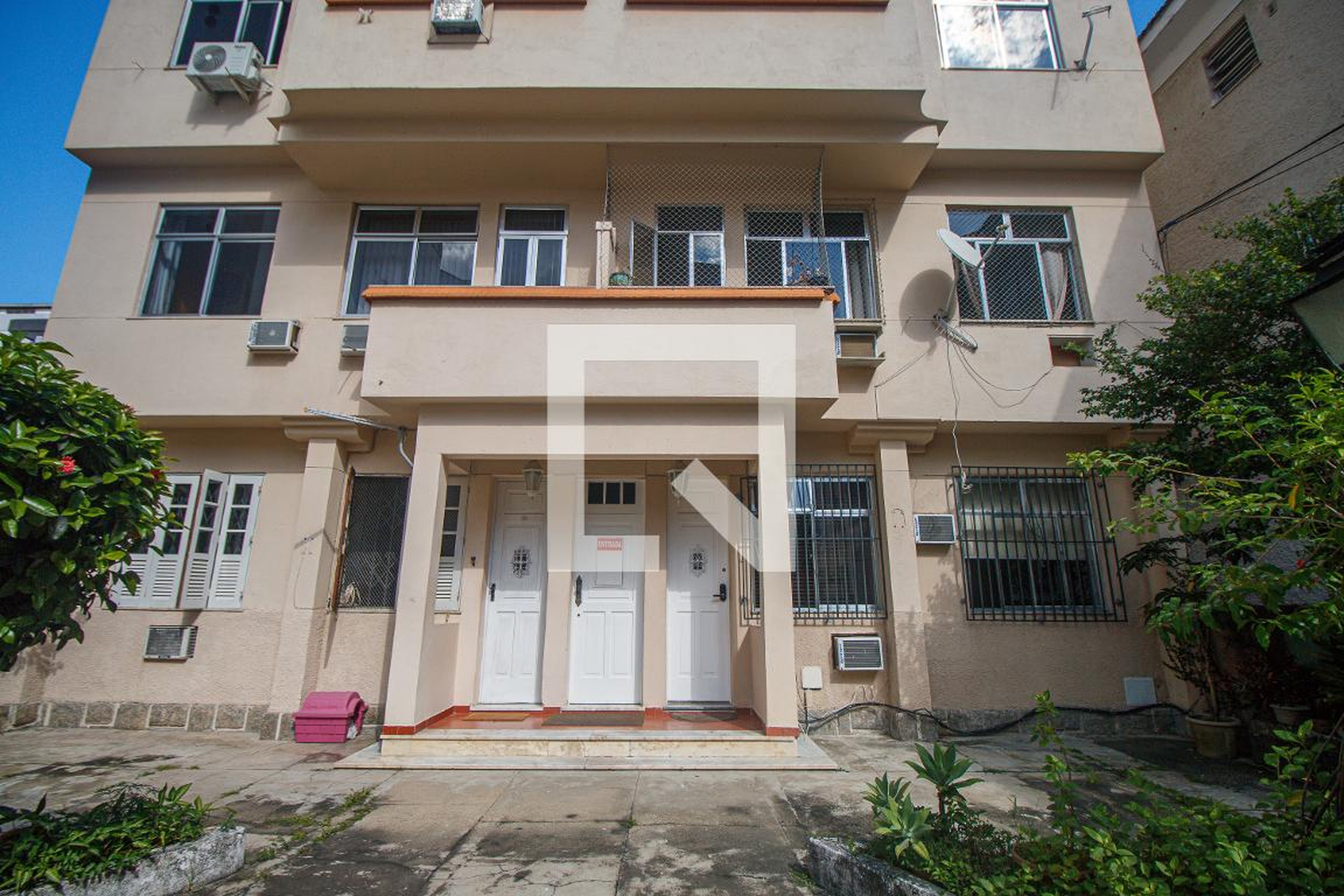 Fachada Condomínio em Rua Marechal Jofre, 121