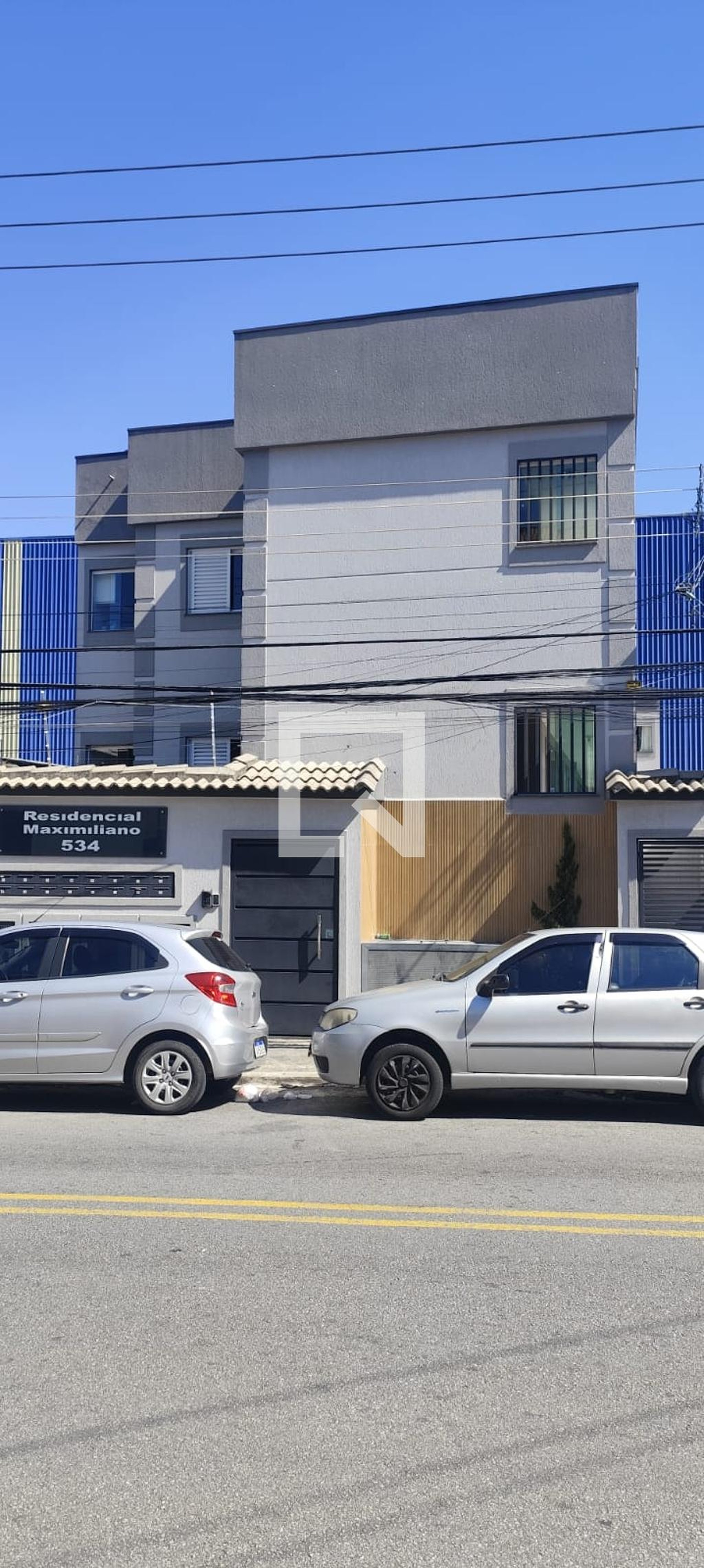 Fachada Residencial Maximiliano