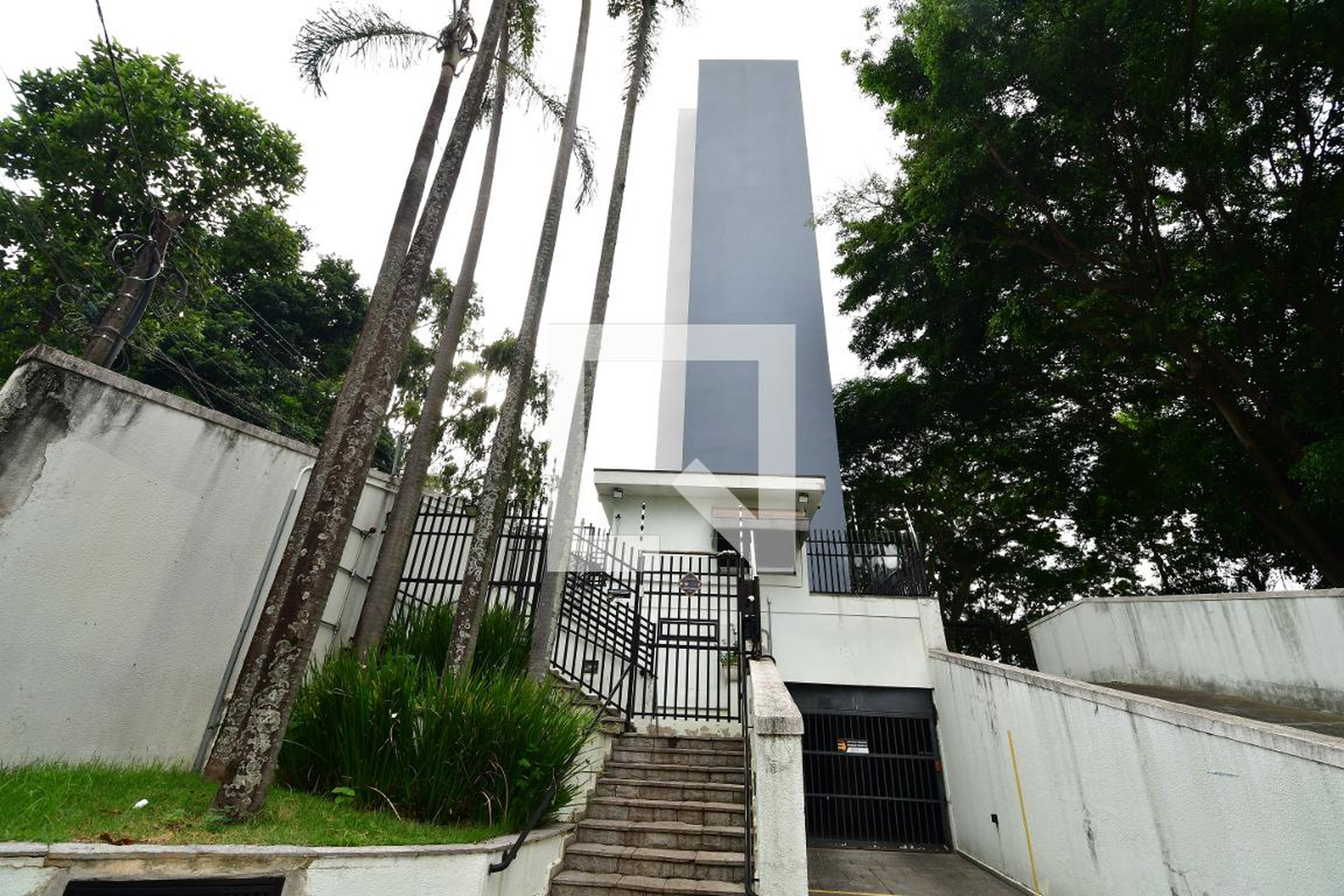Fachada do Prédio Condomínio Dona Julia
