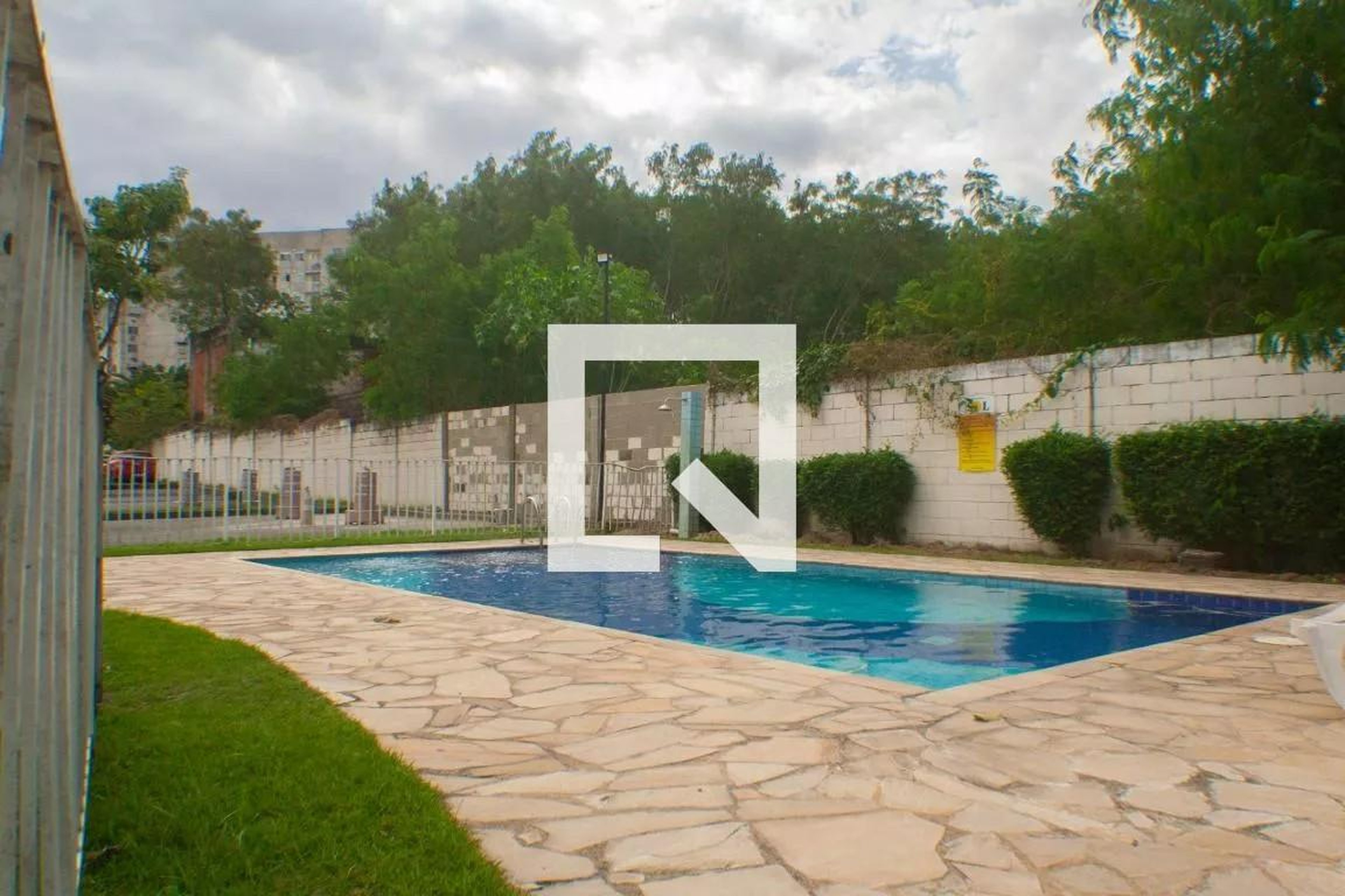 Piscina - Portal do Sol