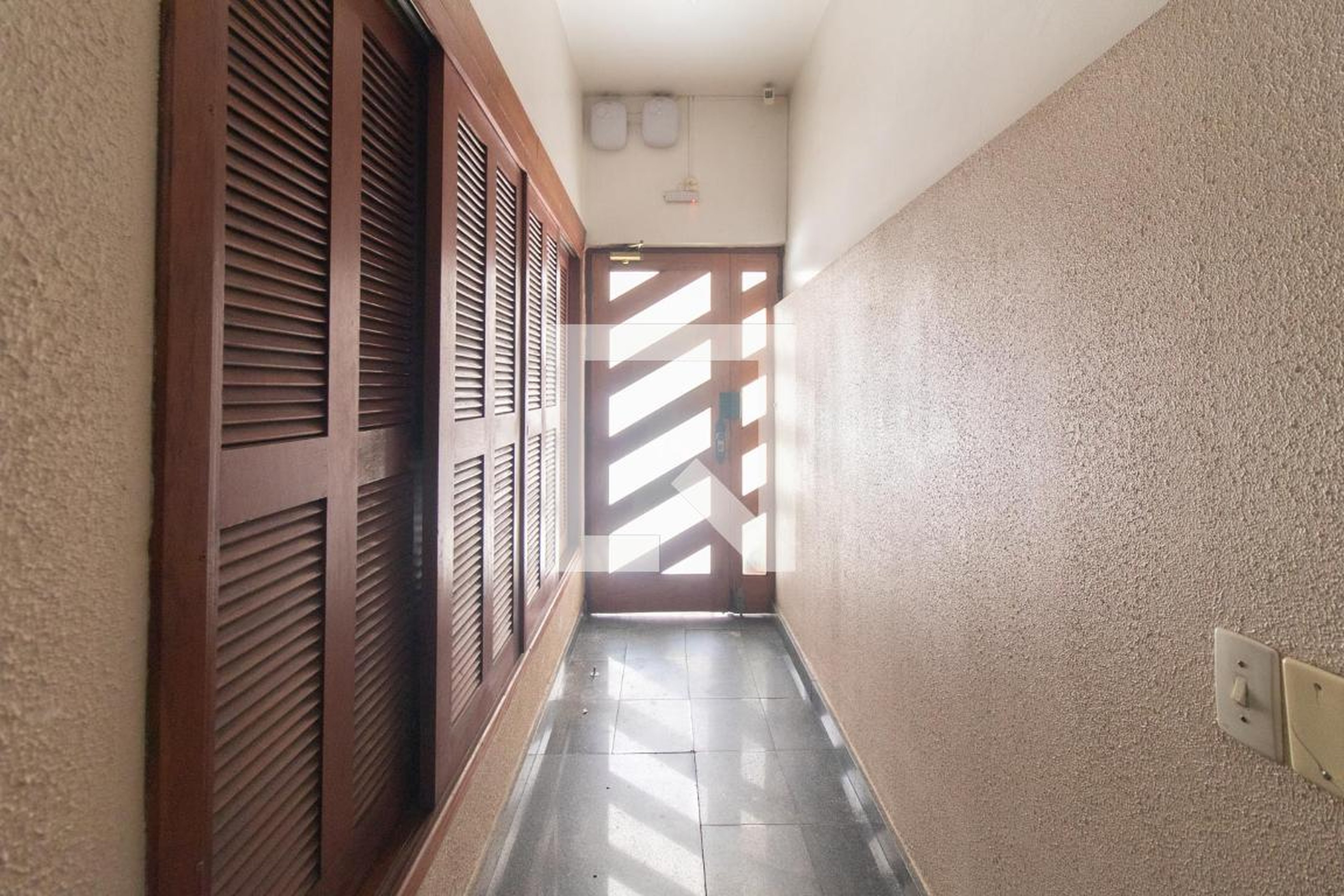 Entrada - Edifício Daniela