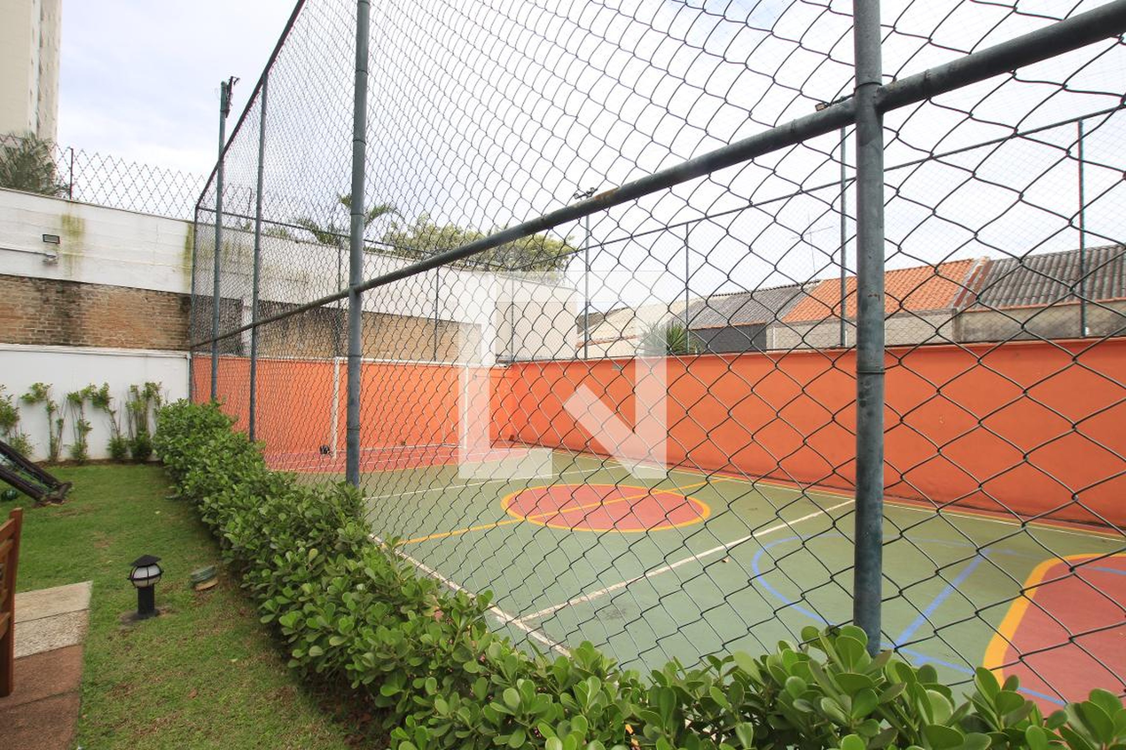 Quadra Condomínio em Rua Cipriano Barata, 901