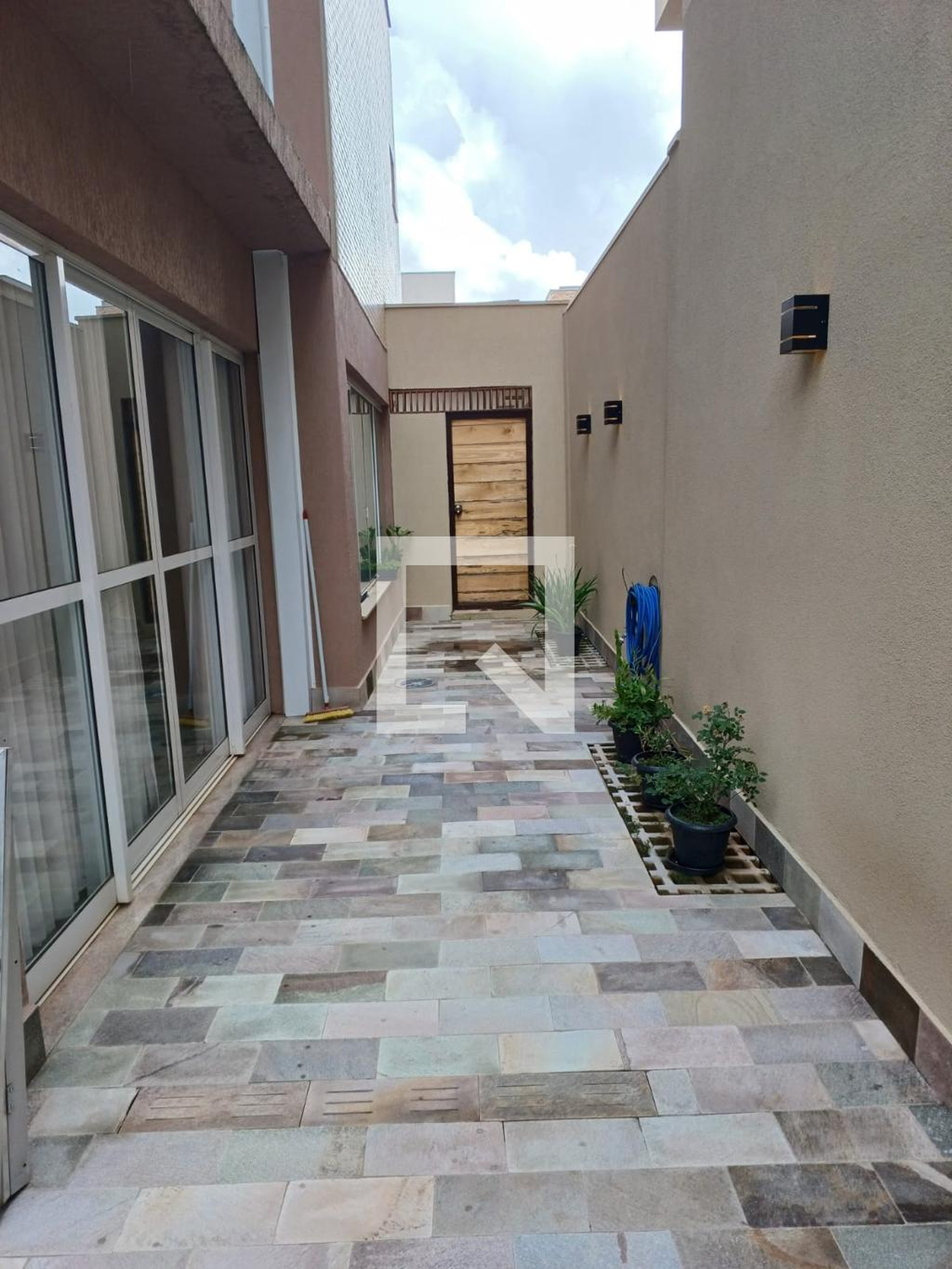 Área externa - Village Paradiso 1