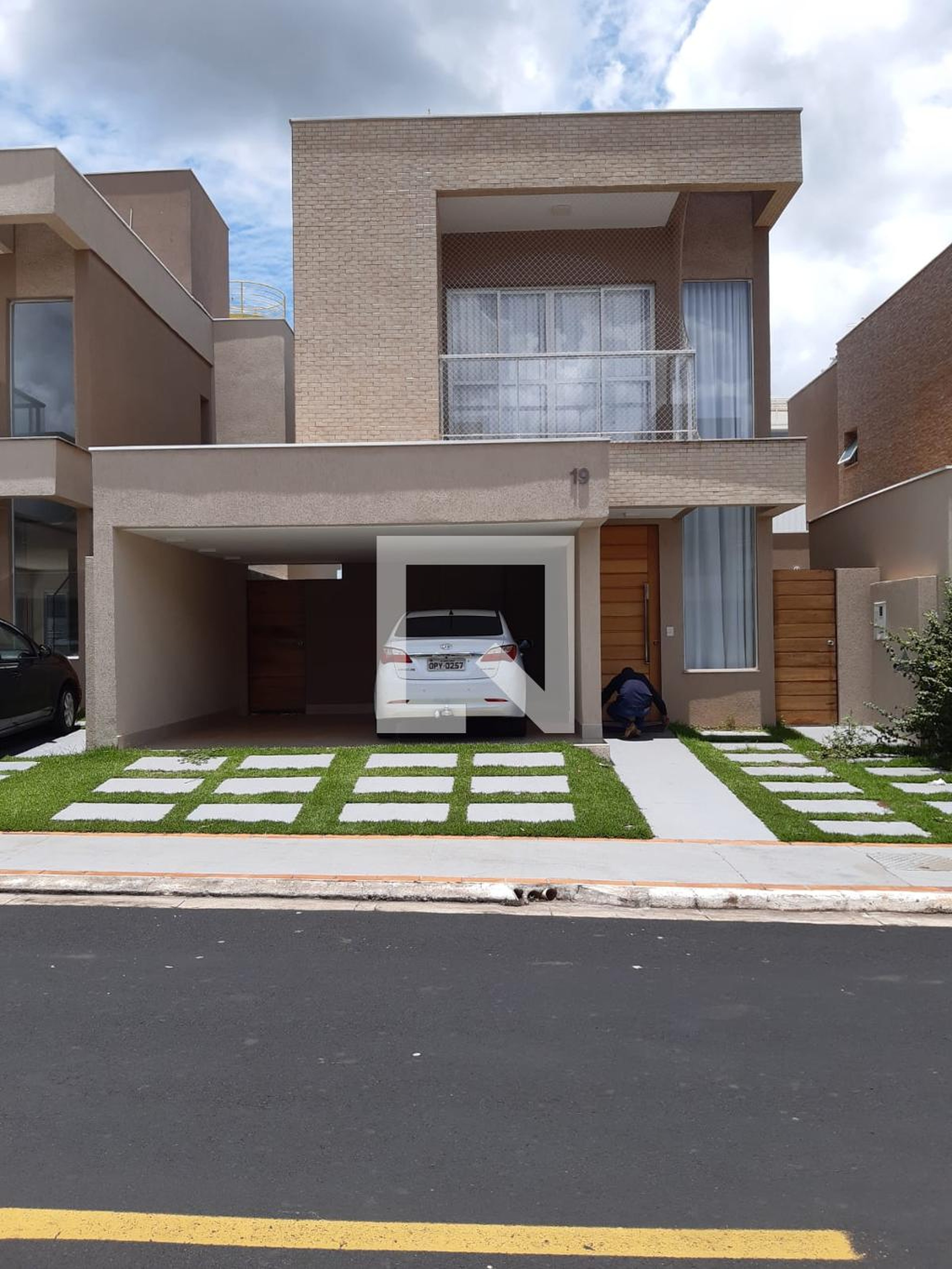 Fachada Condomínio Village Paradiso 1