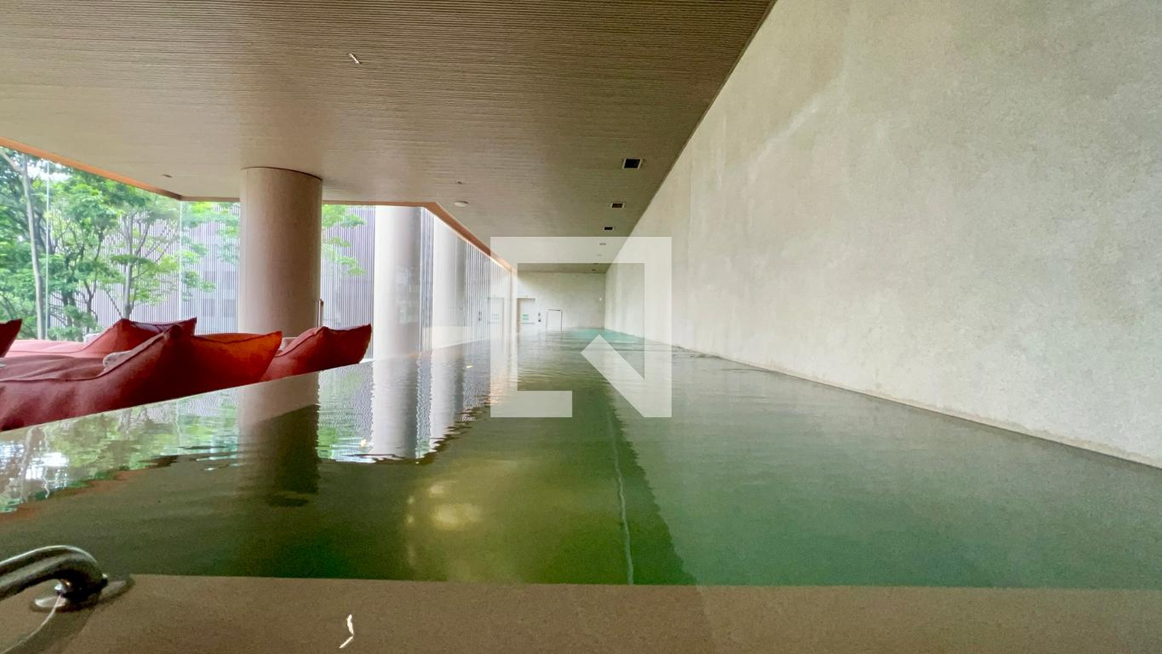 Piscina - Praça Henrique Monteiro