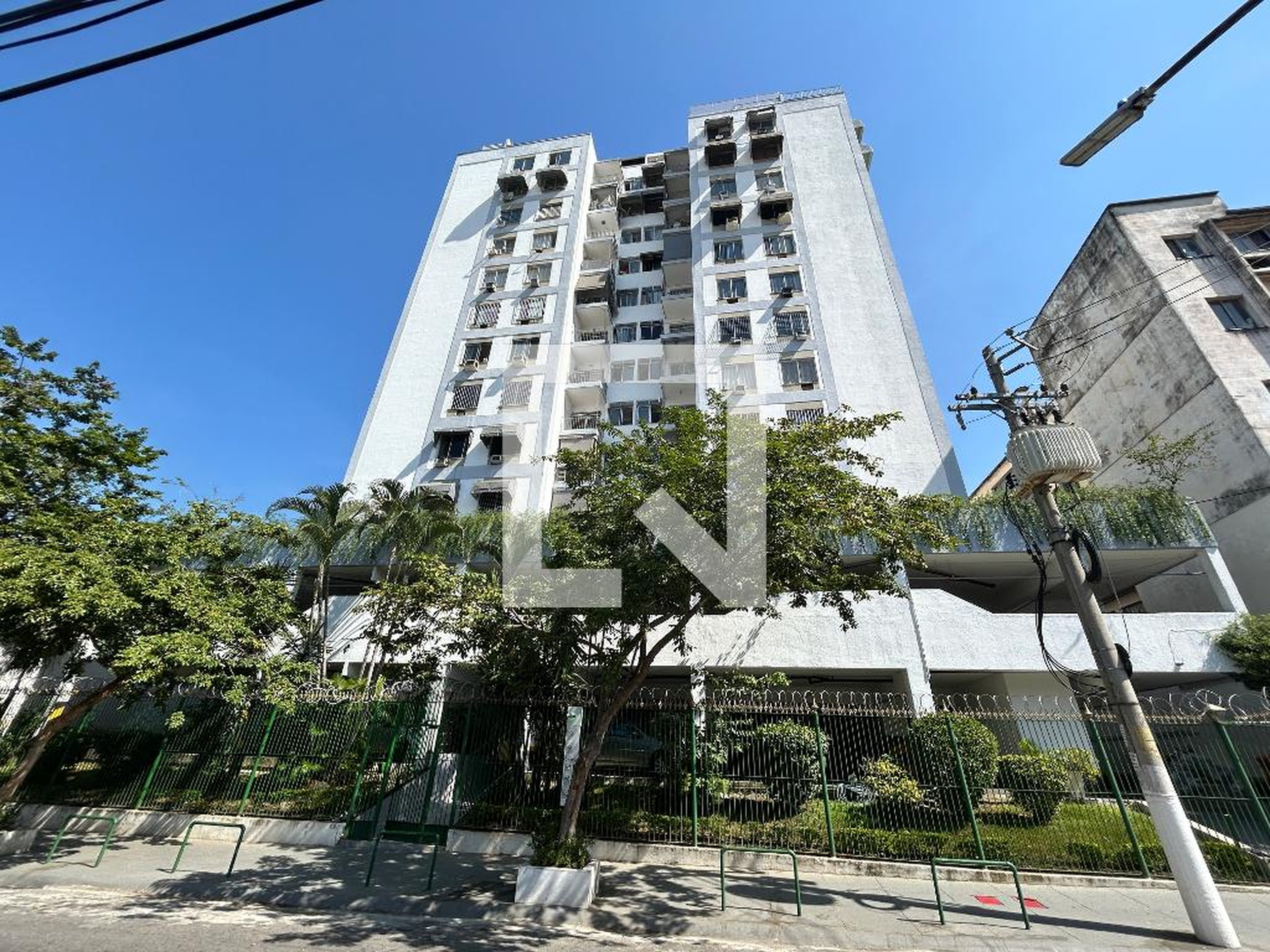 Fachada Edifício Portais do Méier