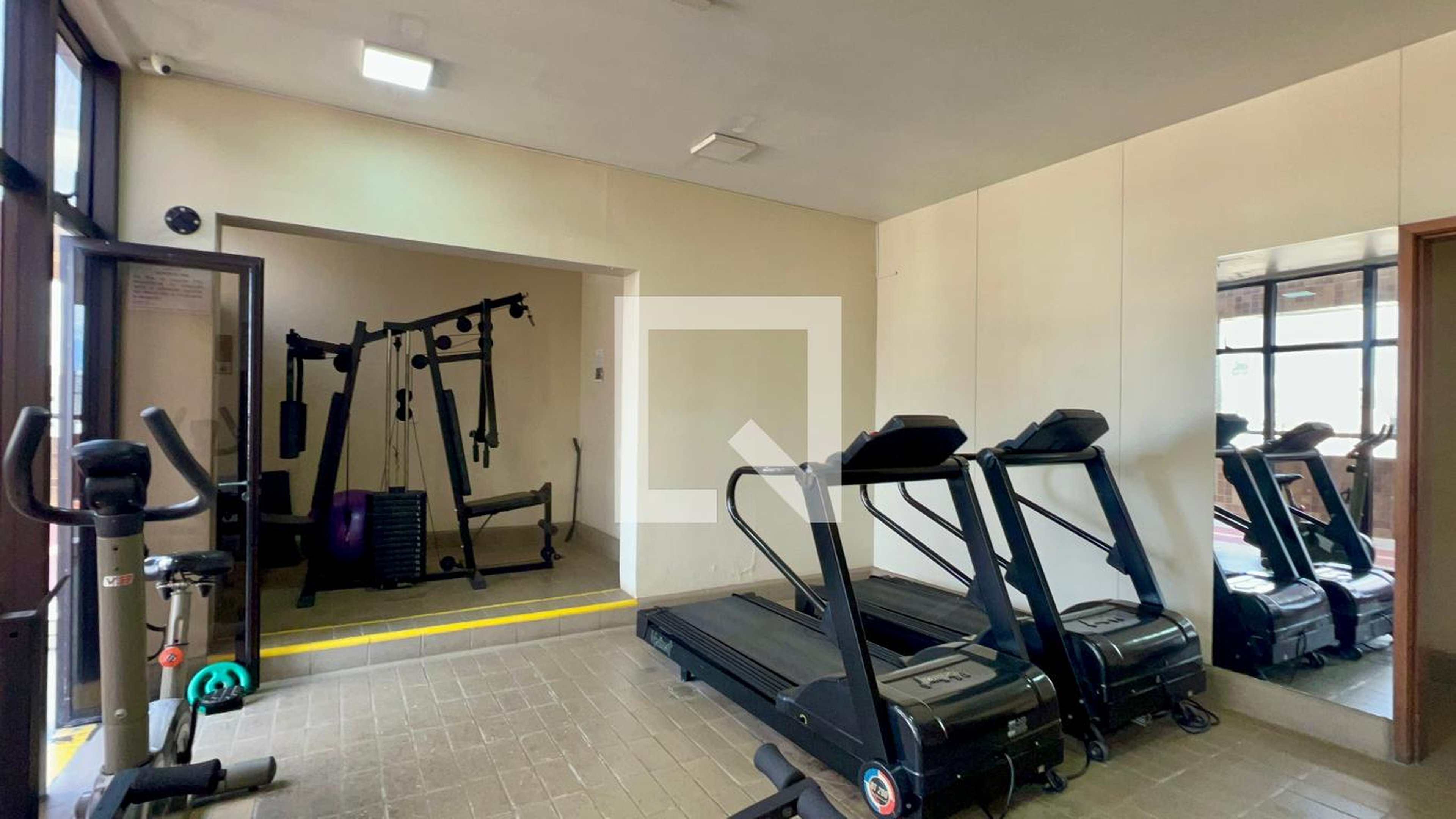 Academia - Edifício Mateus Grou