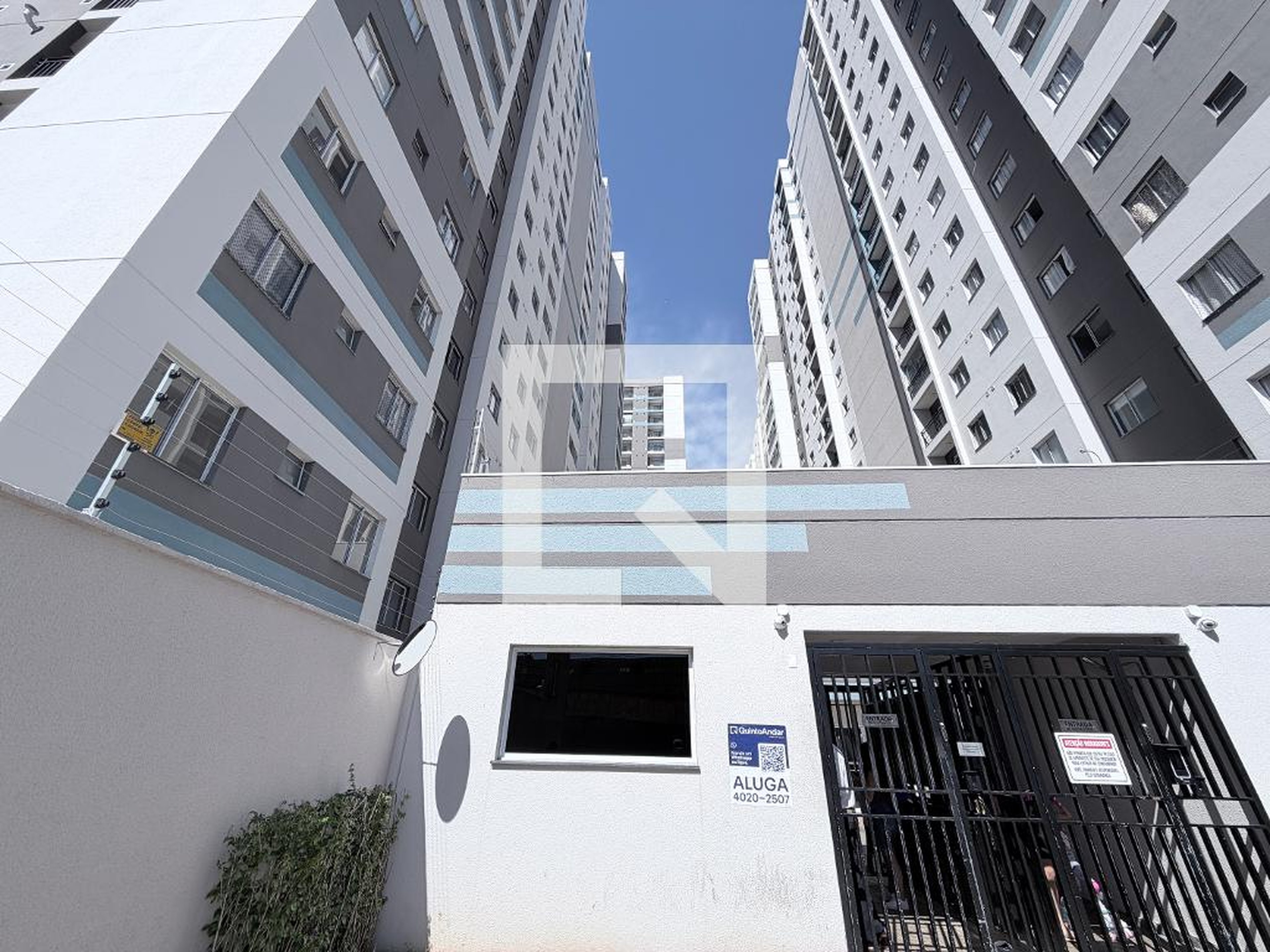 Fachada Condomínio em Rua da Mooca, 303