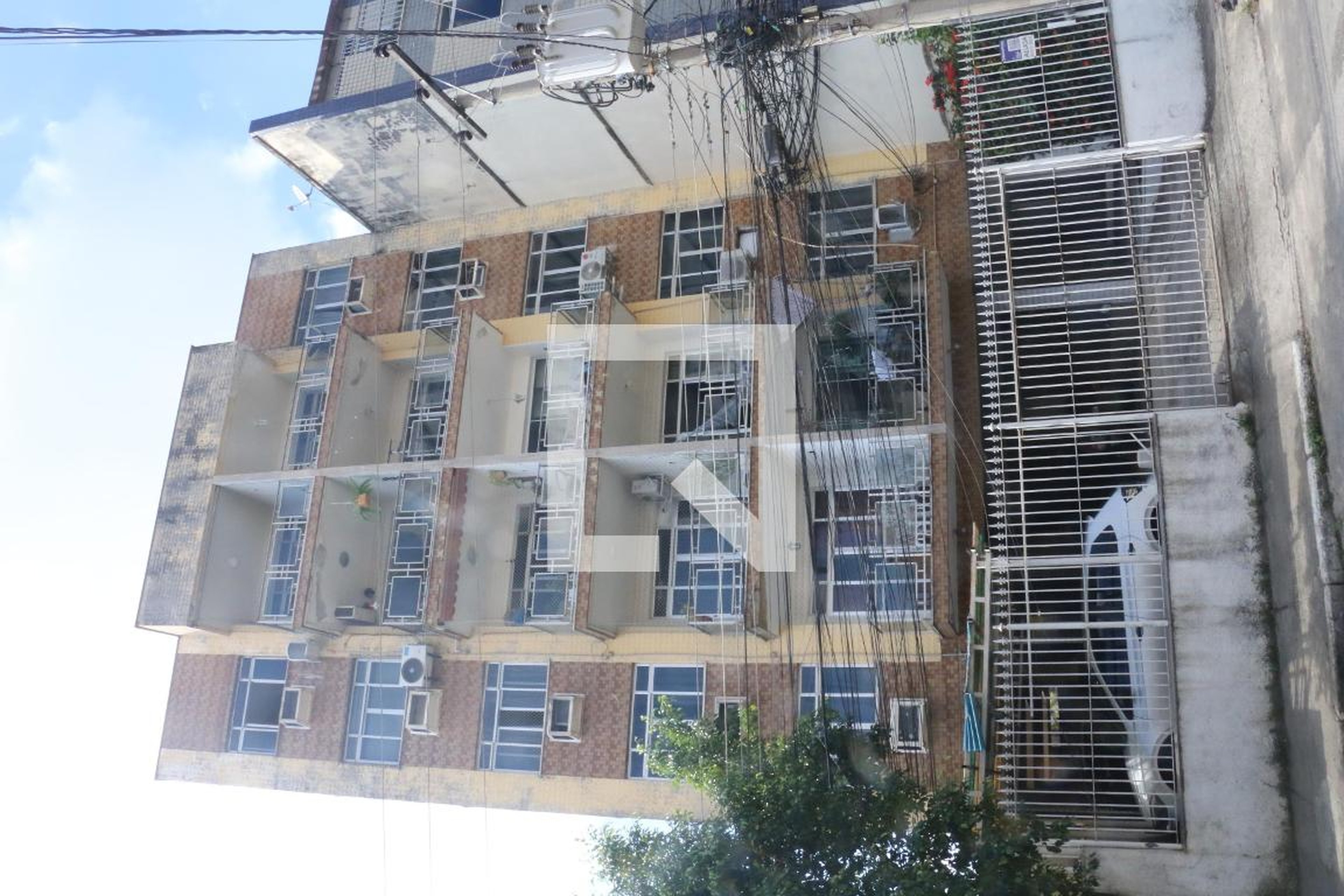 Edifício Condomínio Angela Emília