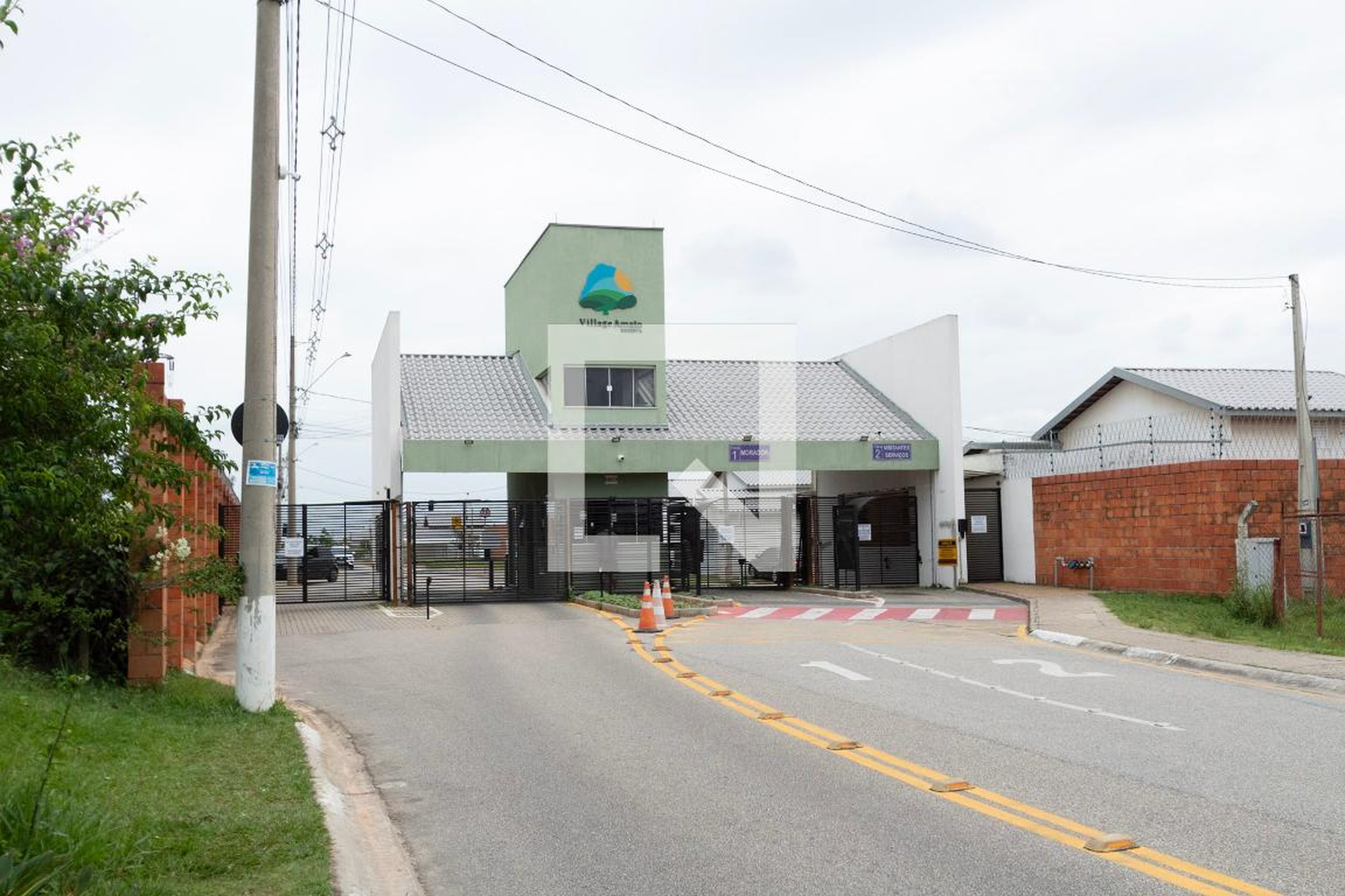 Fachada Condomínio Village Amato Reserva