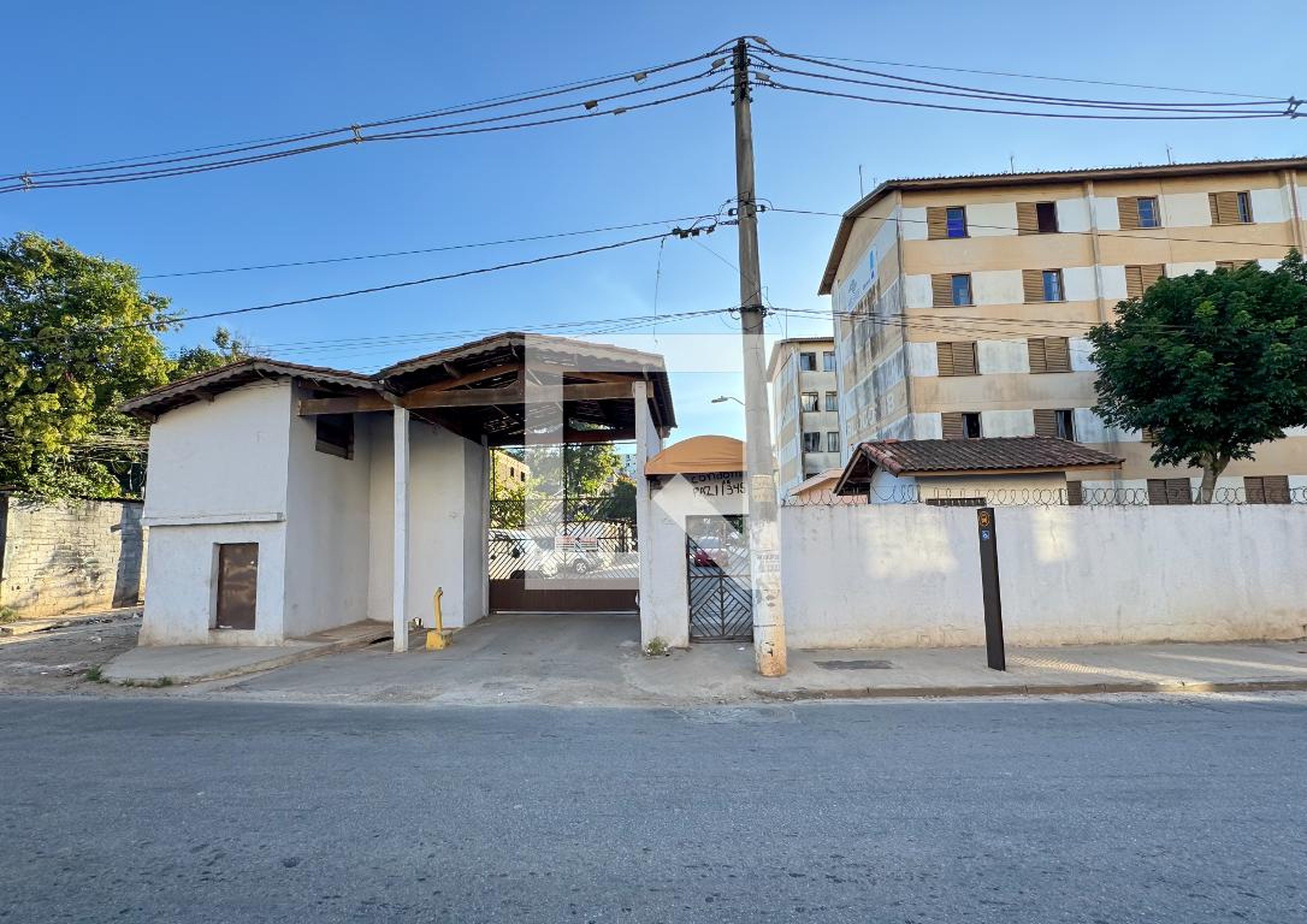 Fachada Condomínio em Avenida Souza Ramos, 345