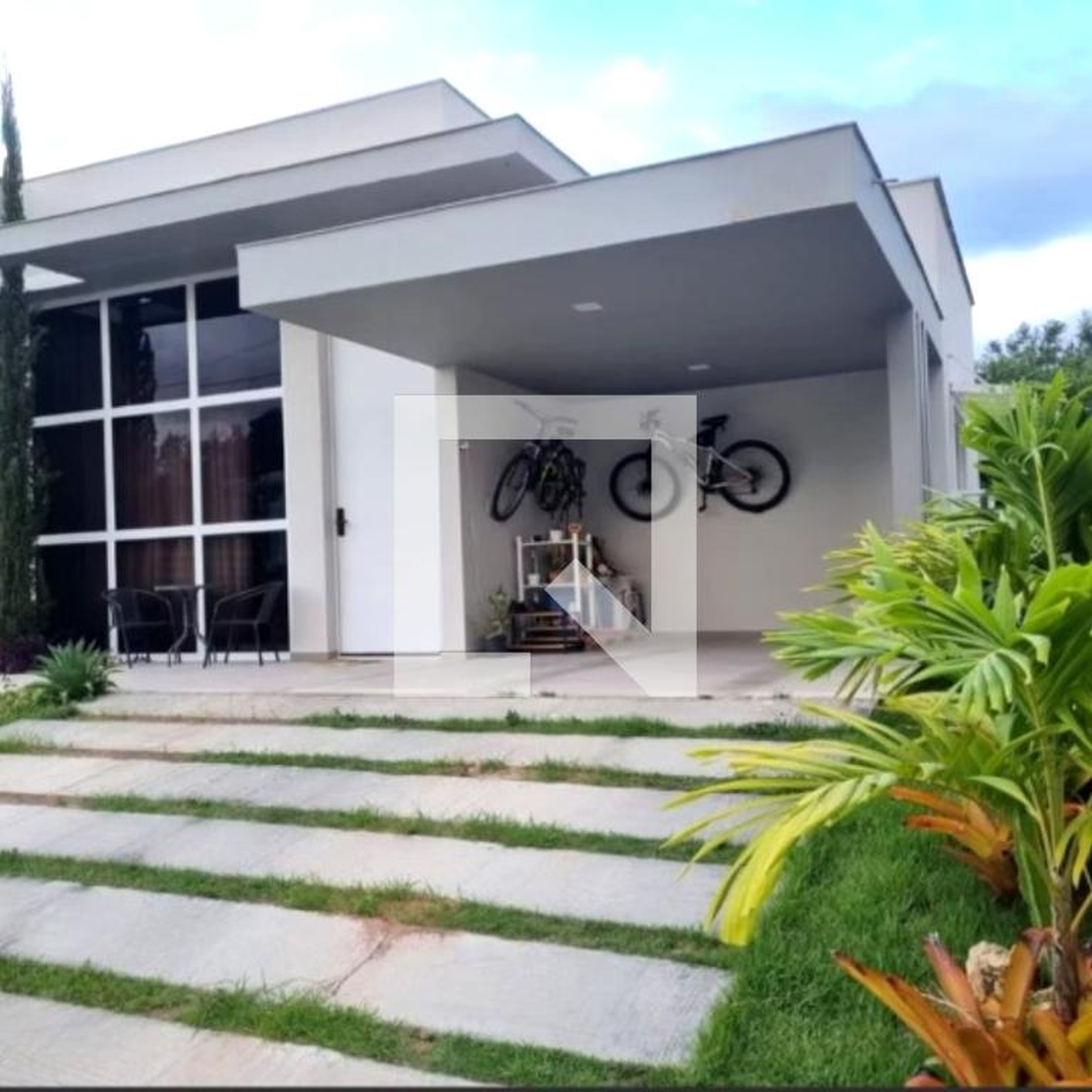 Fachada Condomínio em Rodovia Vereador Oldemar Guedes Figueiredo, 2560