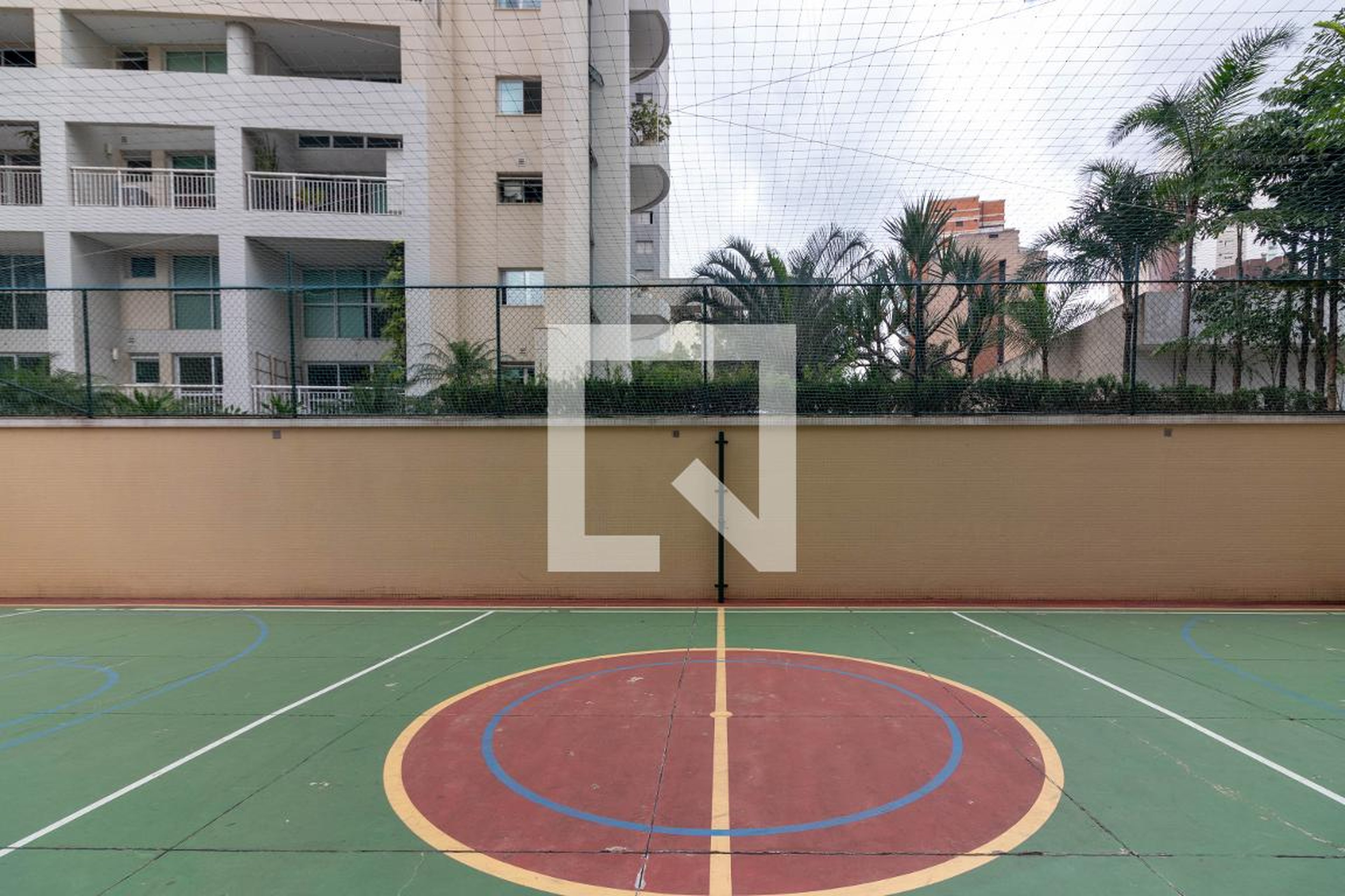 Quadra Esportiva - Maison George V