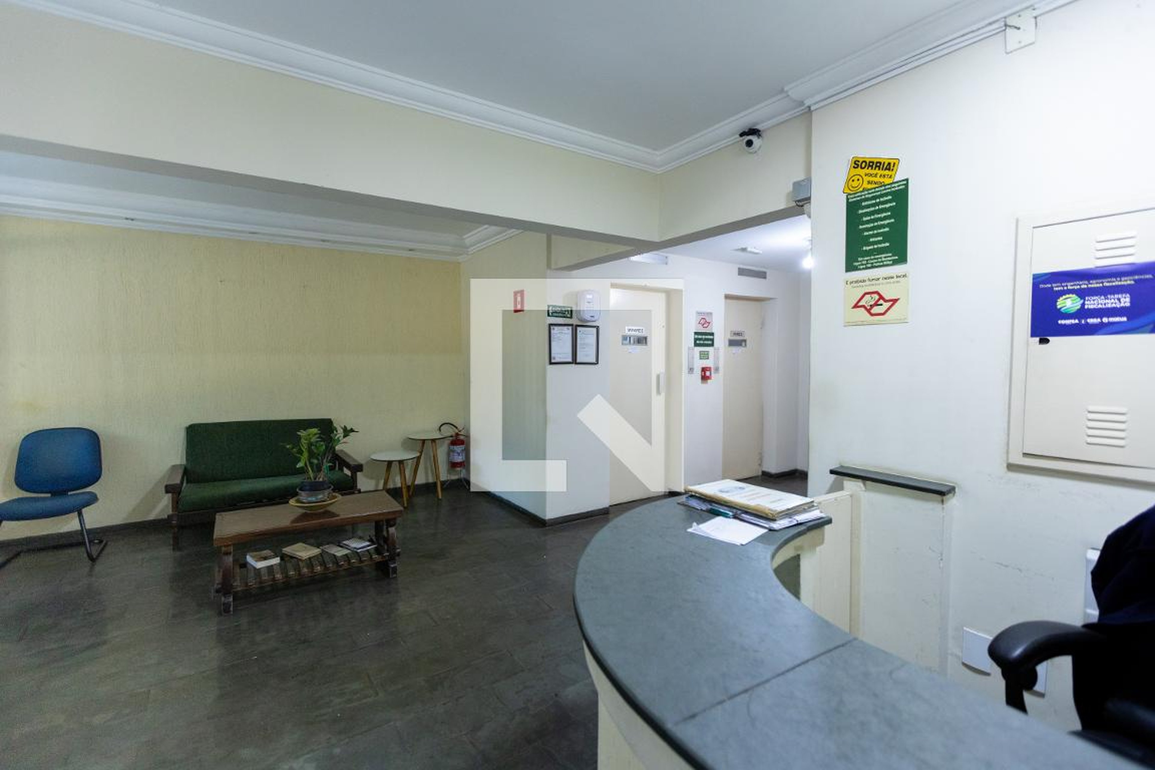 Hall Social - null