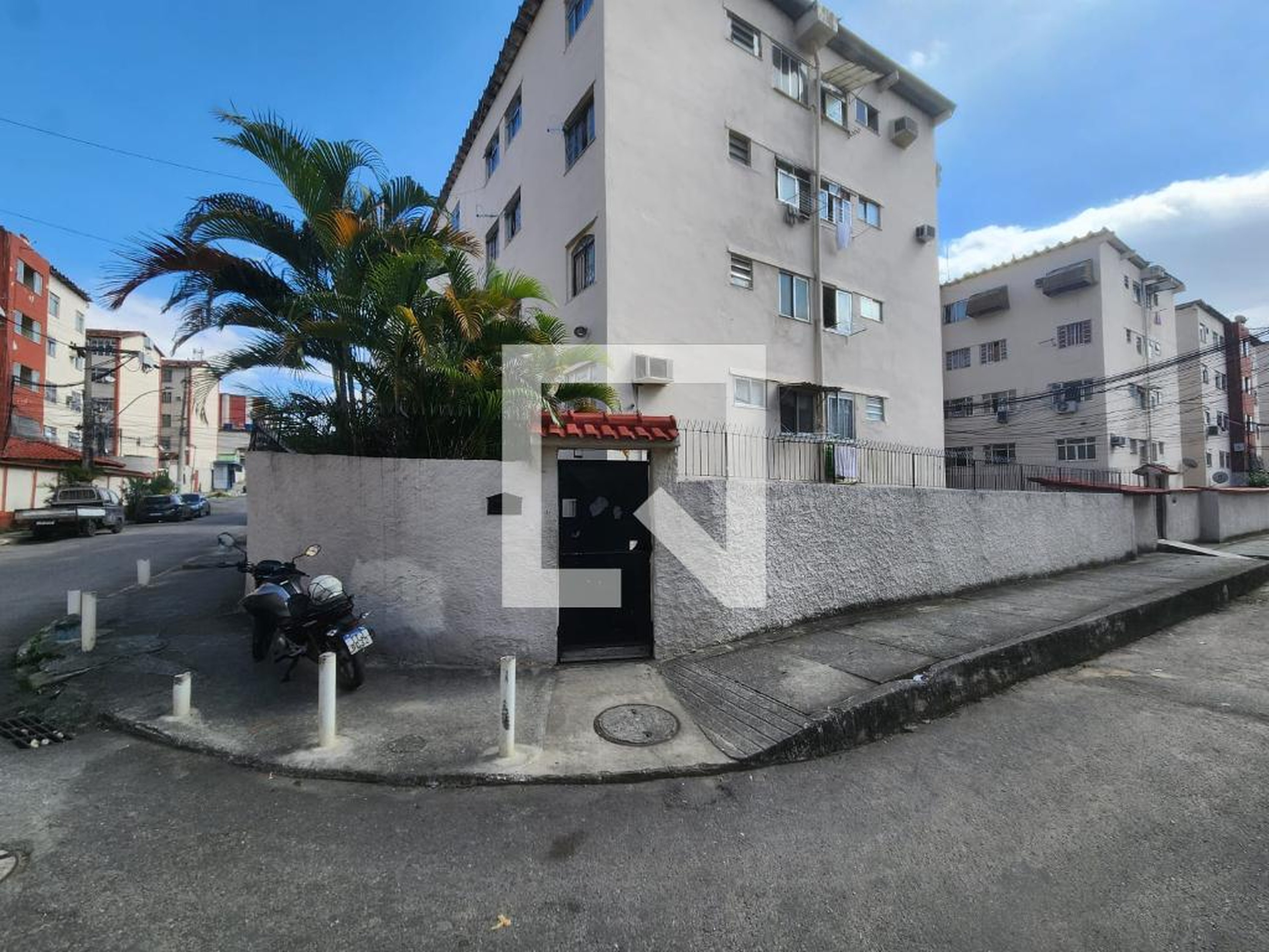 Fachada Condomínio em Rua Renascença, 114