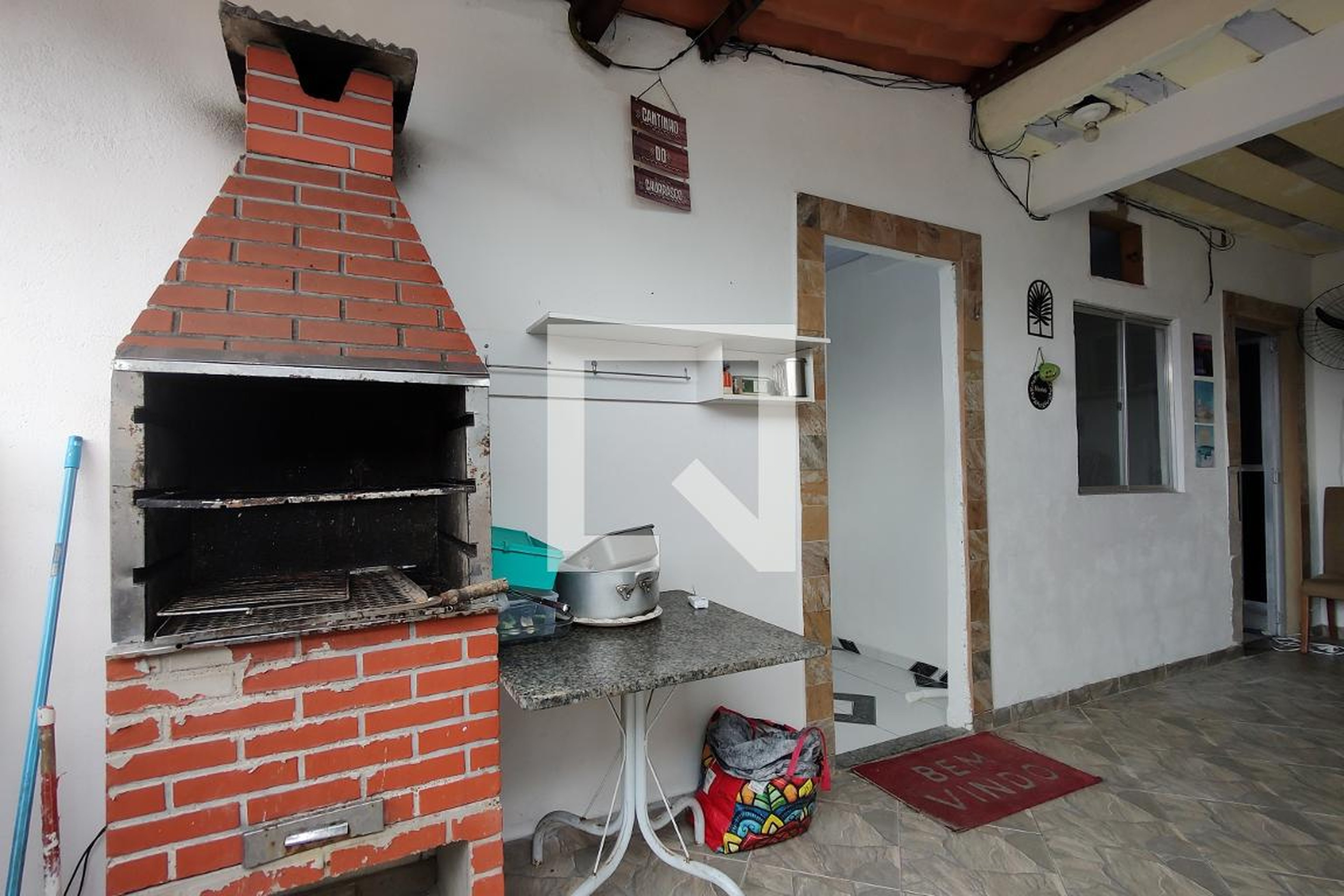 Churrasqueira Condomínio em Rua General José Eulálio, 508