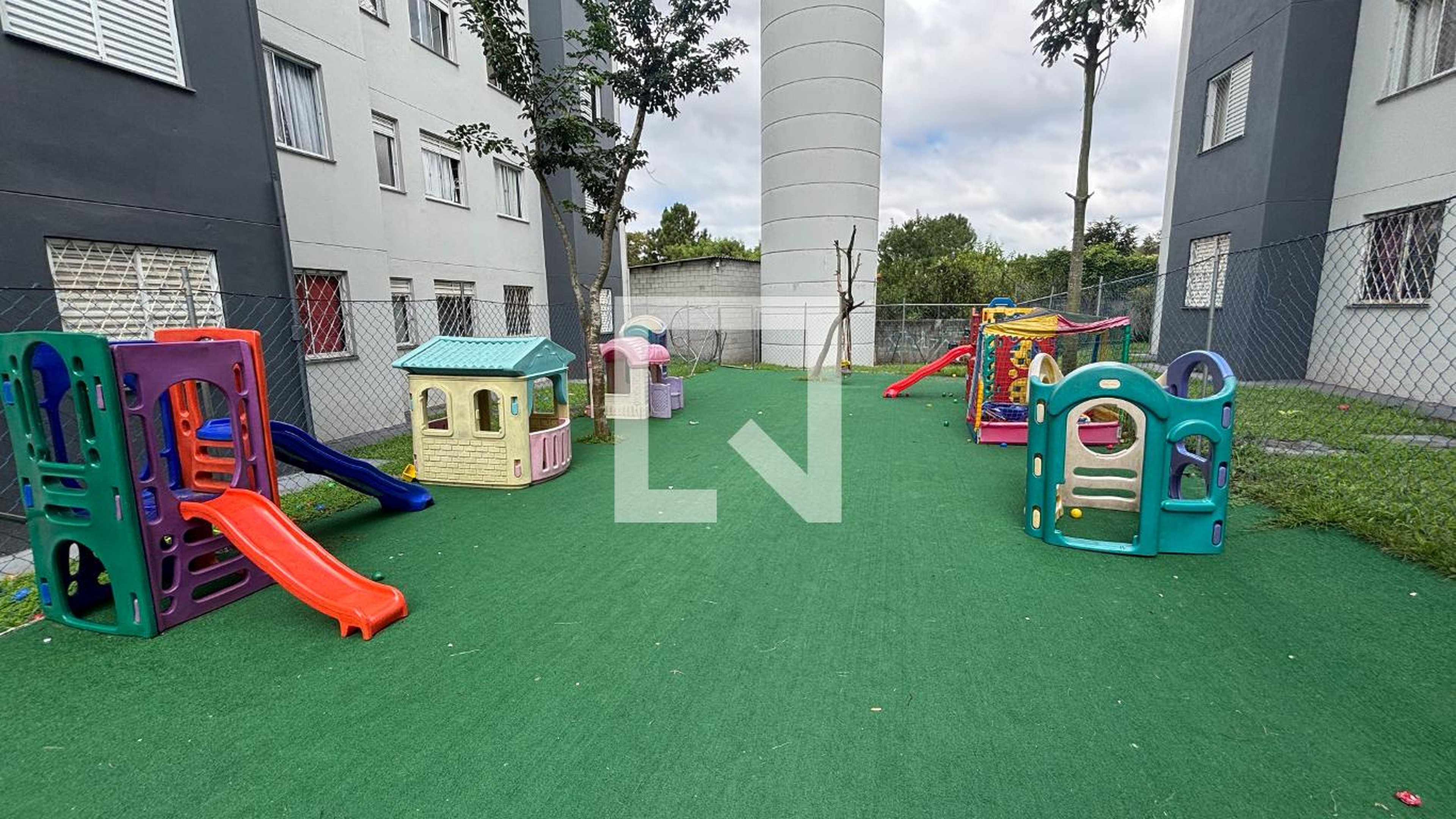 Playground - Efraim Assistência Técnica De Portão E Serralheria