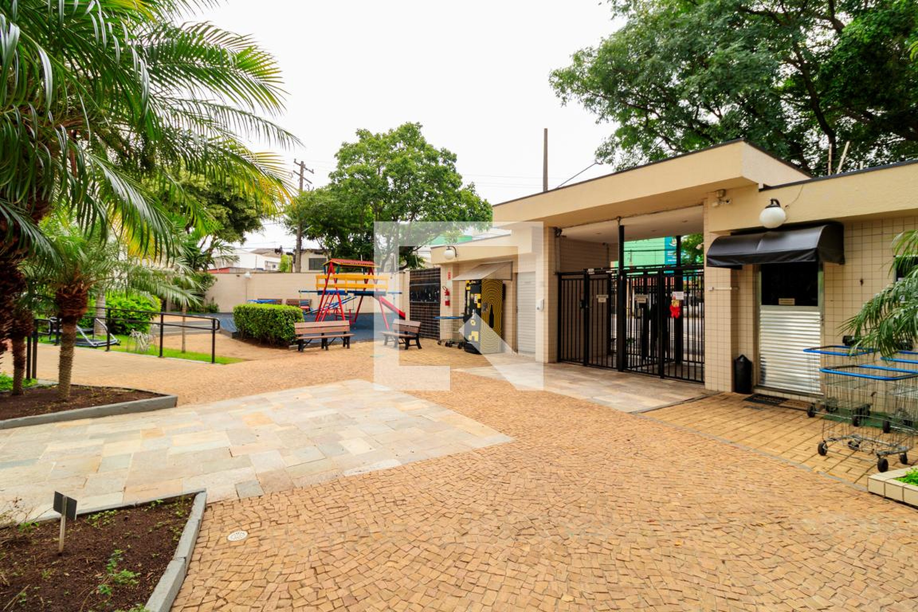 Área comum - null