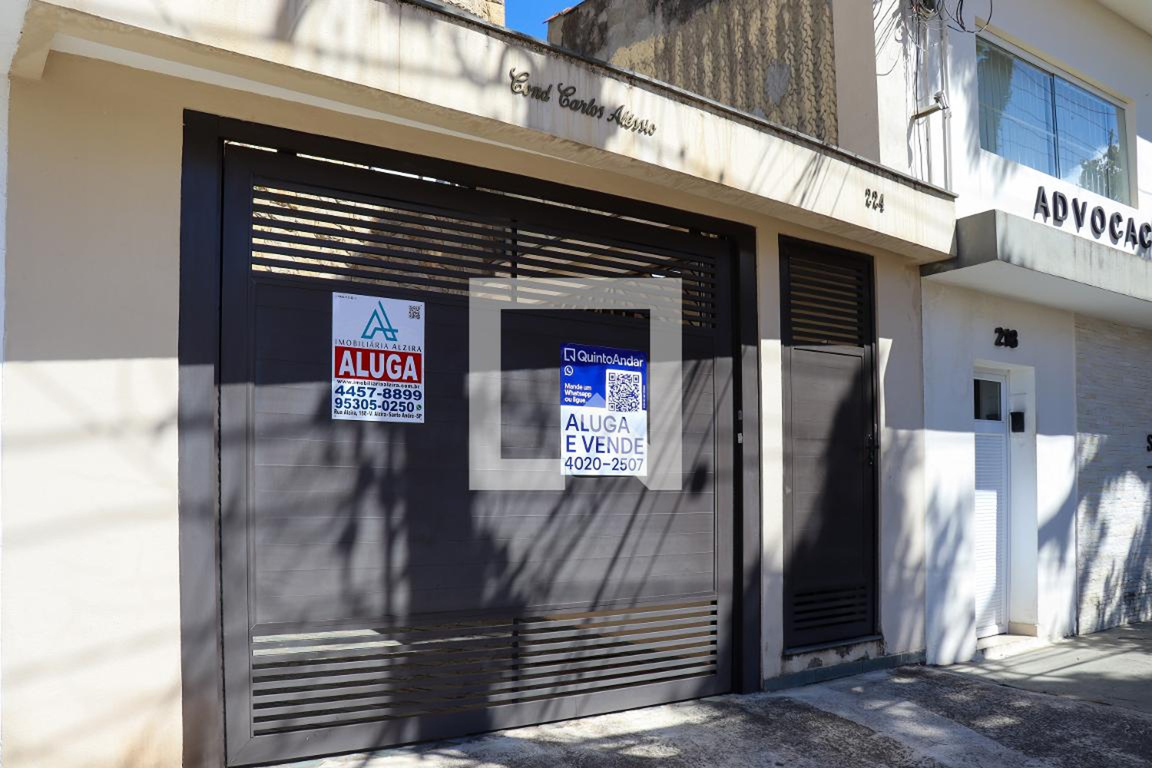 Fachada Condomínio em Rua Alzira, 224