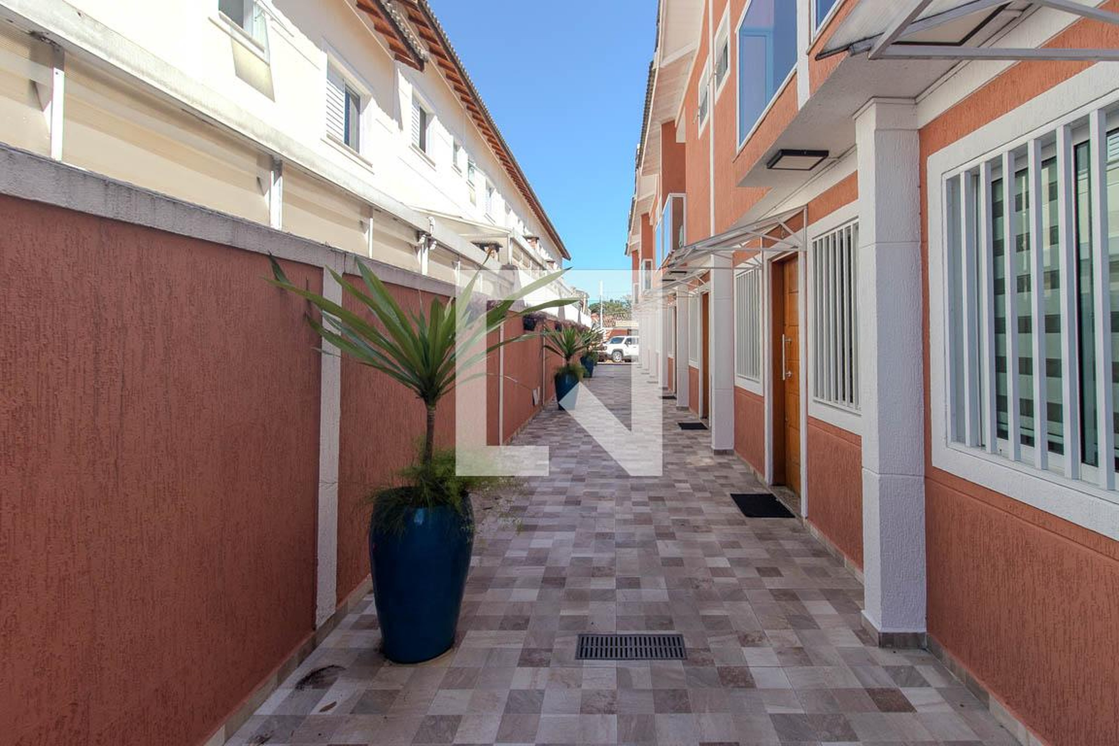 Entrada - Real Residencial Julia