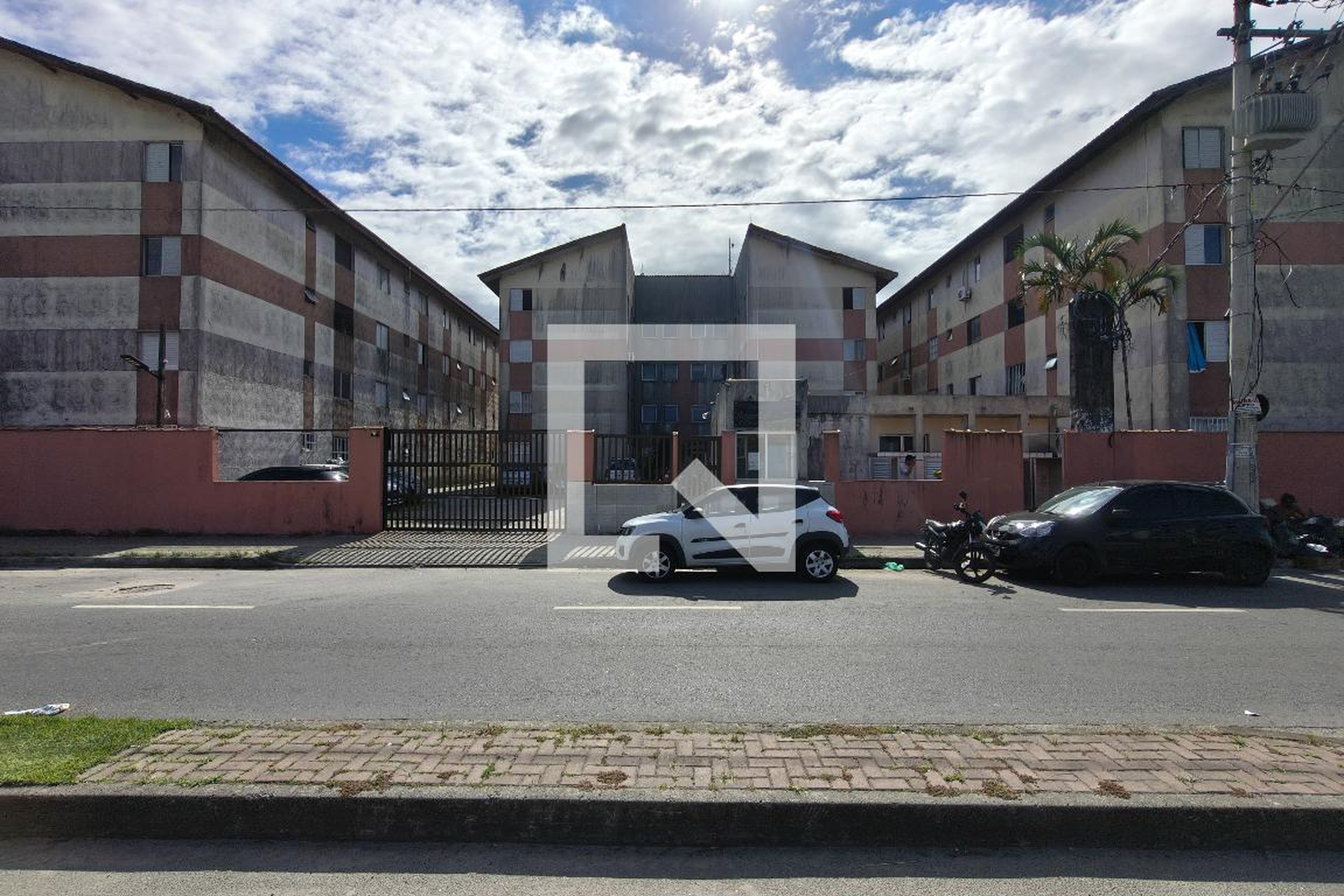 Fachada Condomínio Parque dos Eucaliptos