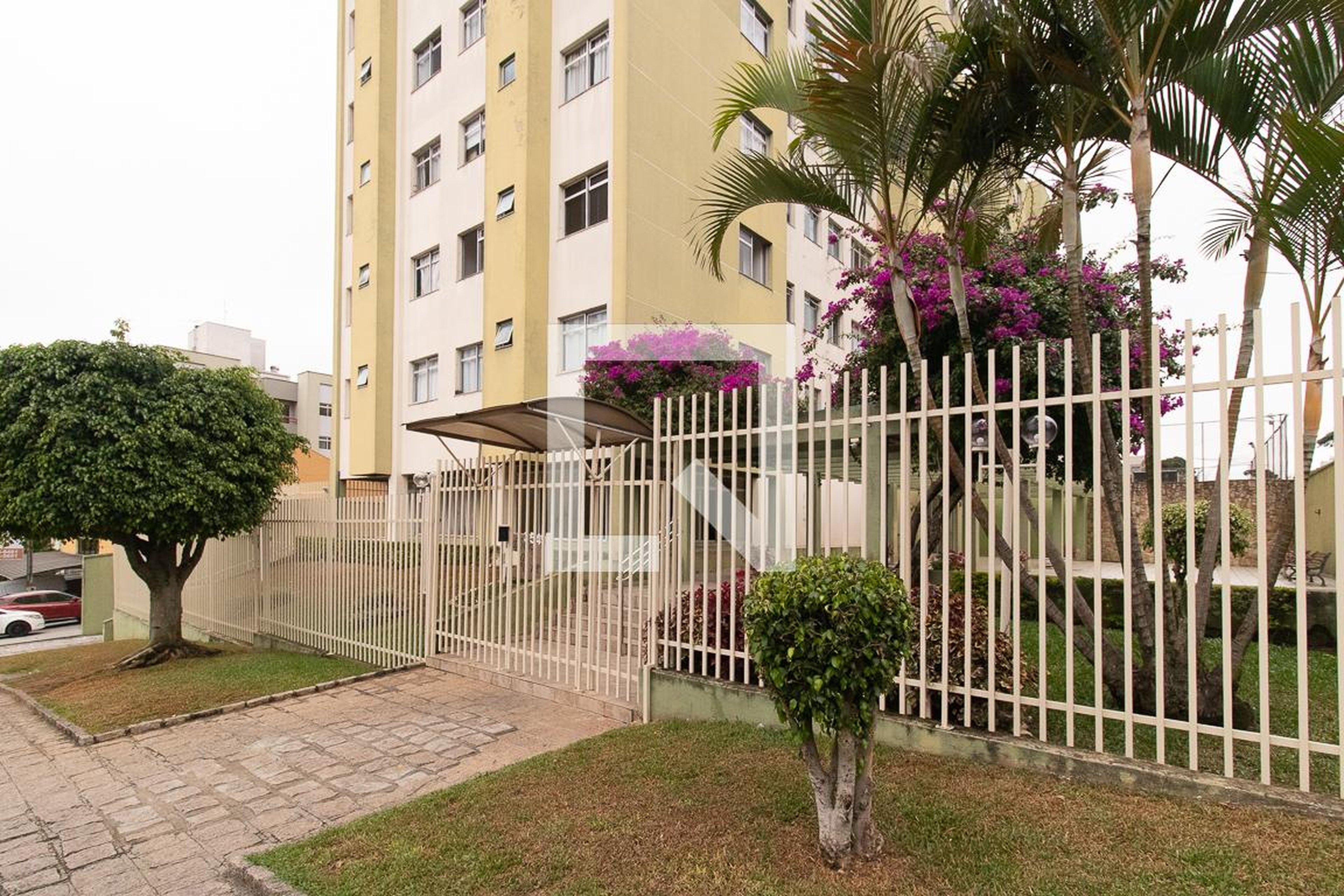 Fachada Condomínio em Rua Paraíba, 3549