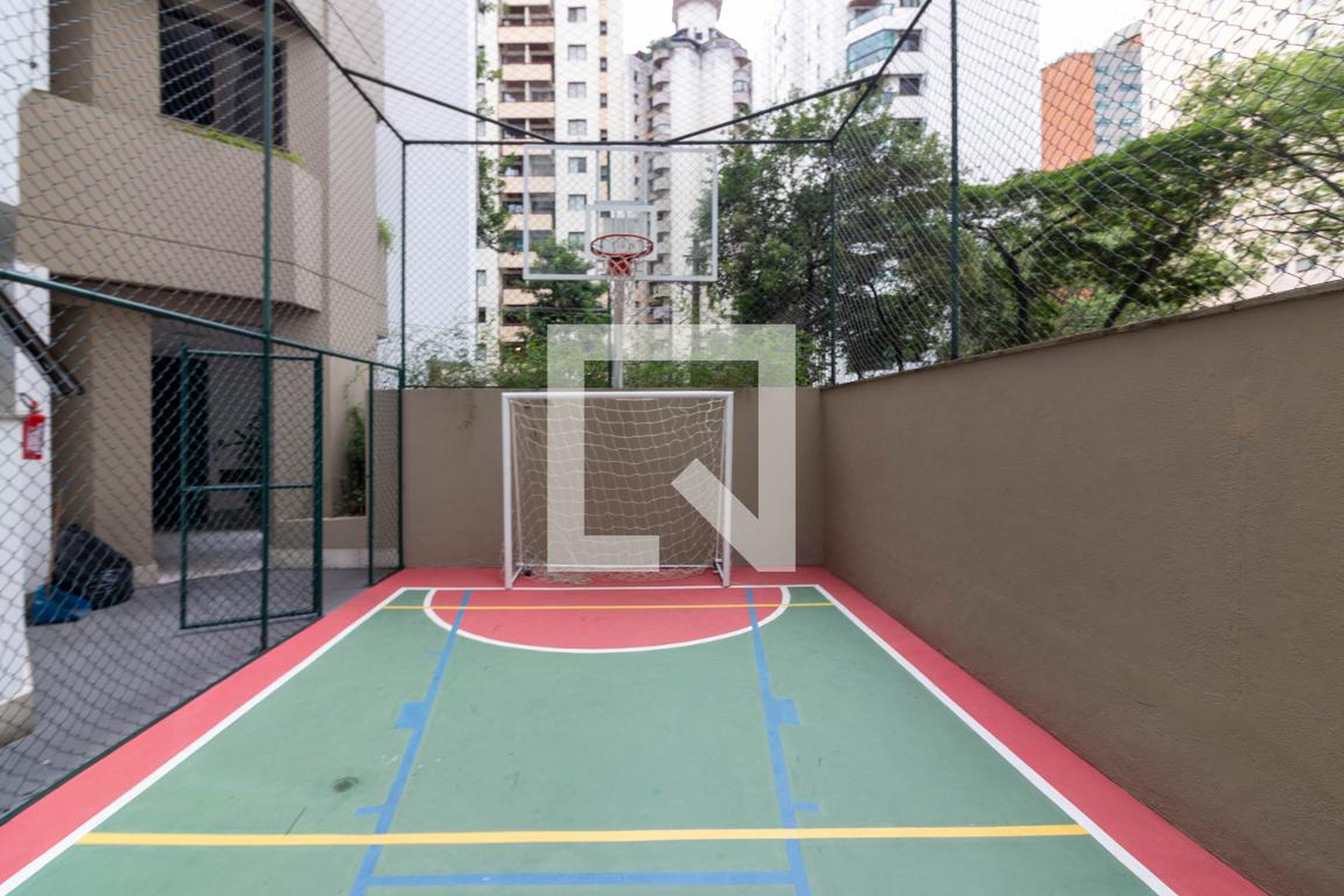 Quadra Esportiva - Castel Di Capri