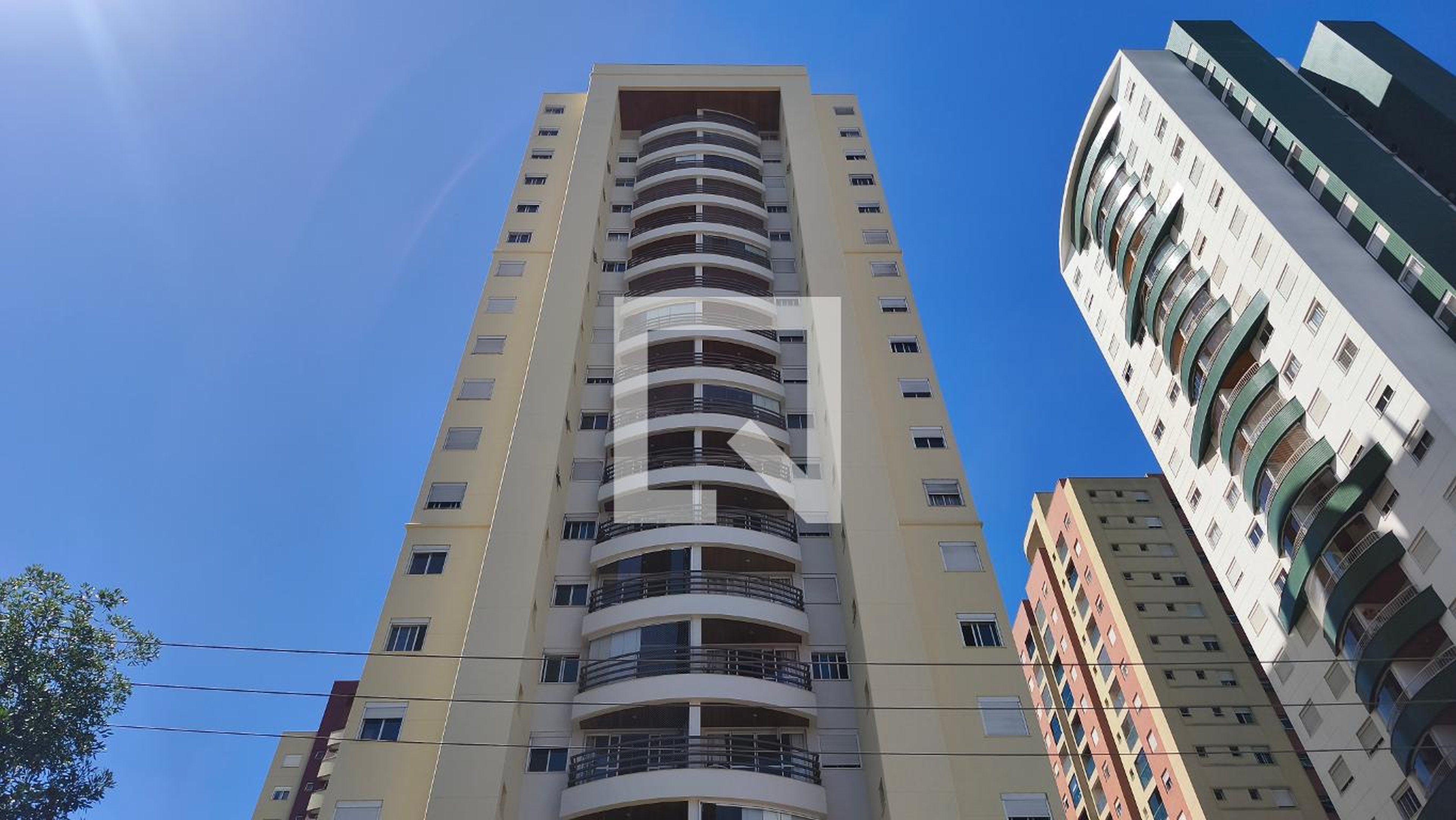 Fachada Condomínio La Jolla