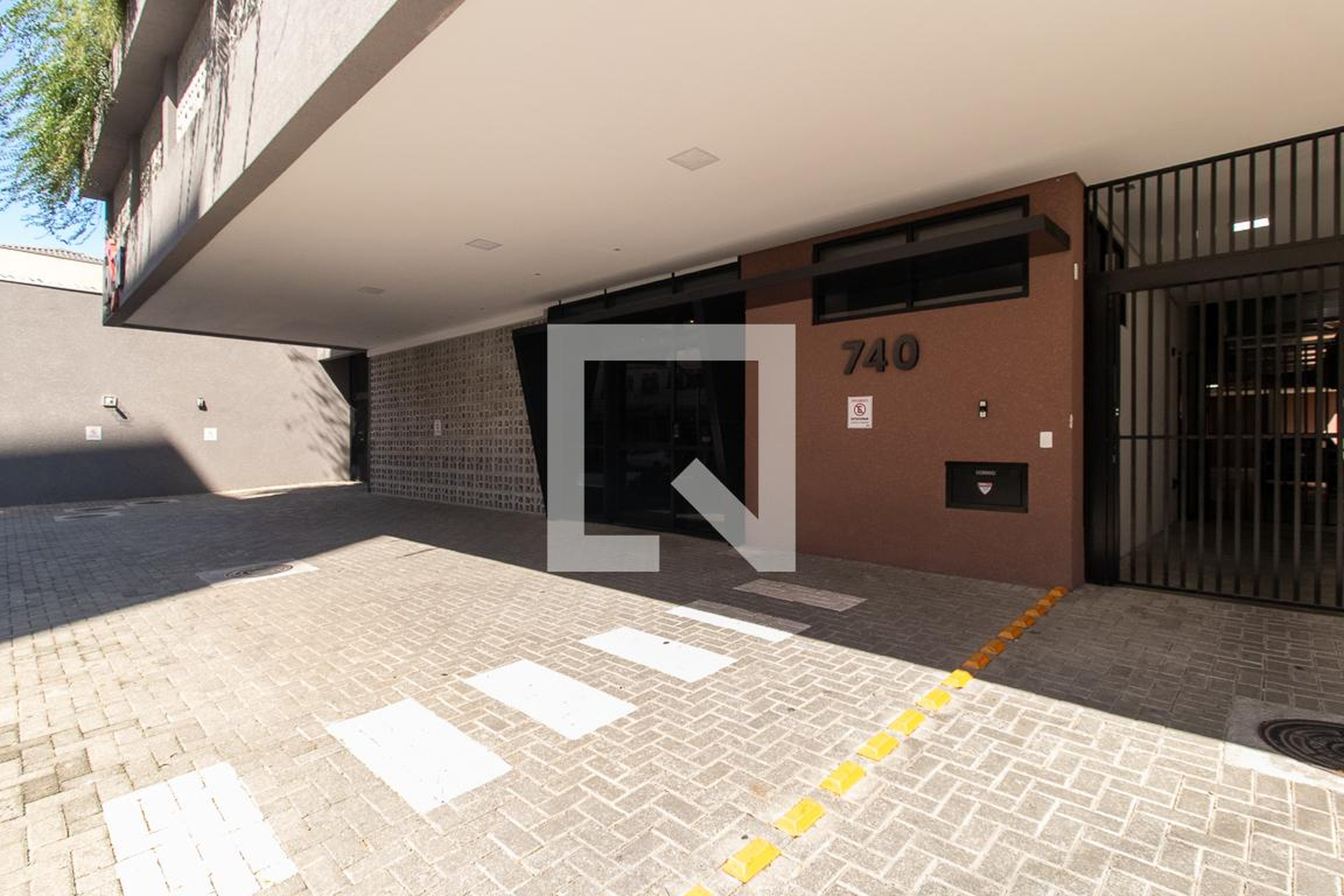 Fachada Condomínio em Rua Tibagi, 750