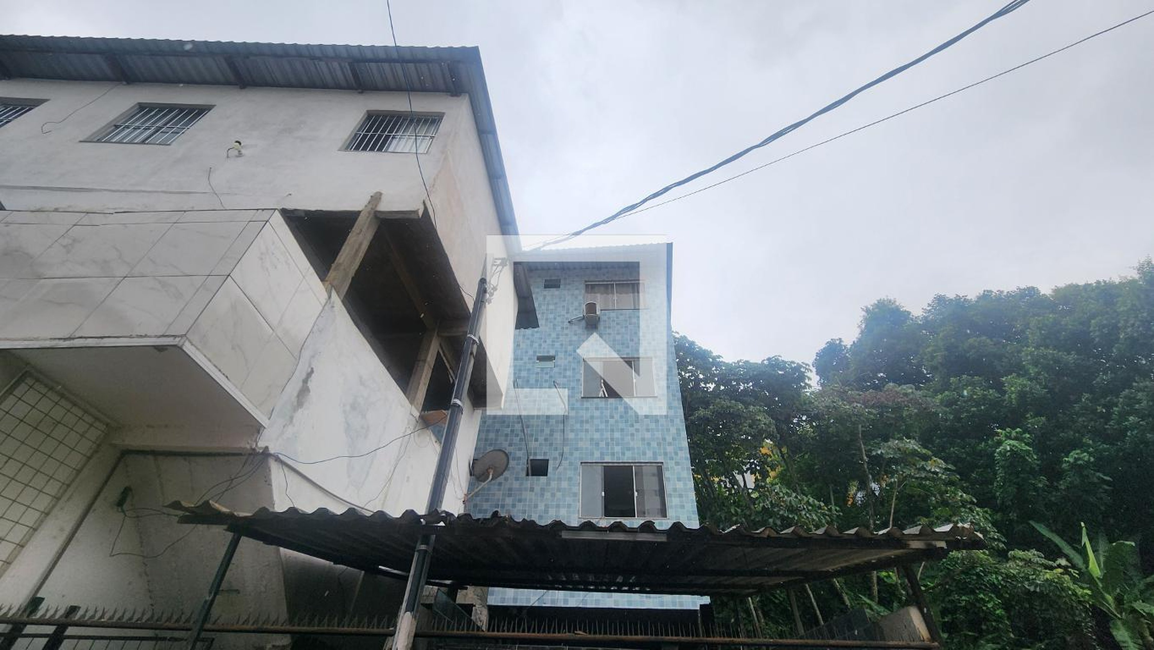 Fachada Condomínio em Rua Jardim Santa Helena, 417