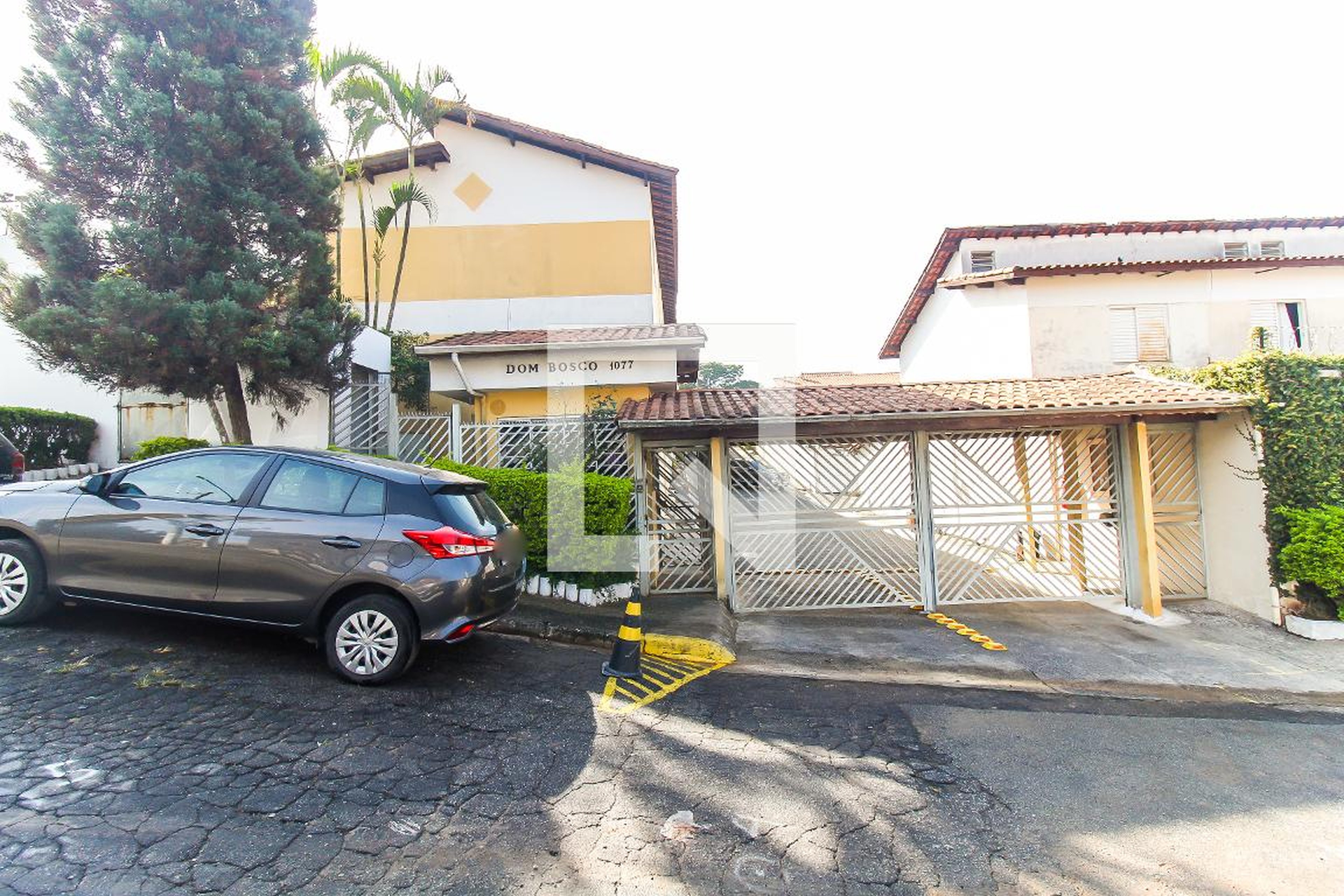 Fachada do Condomínio Condomínio M Bosco