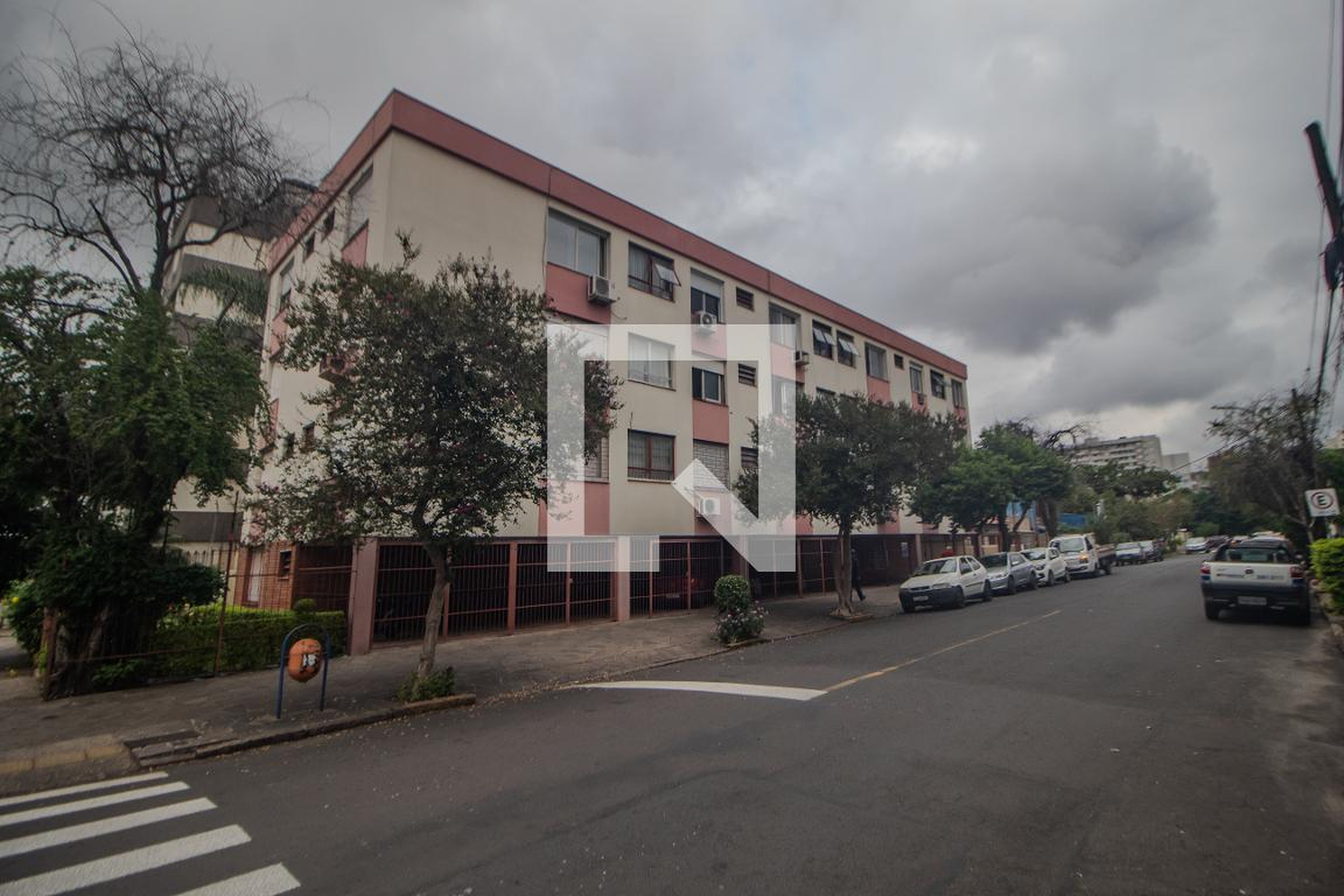 Fachada Condomínio Ed. Fernanda