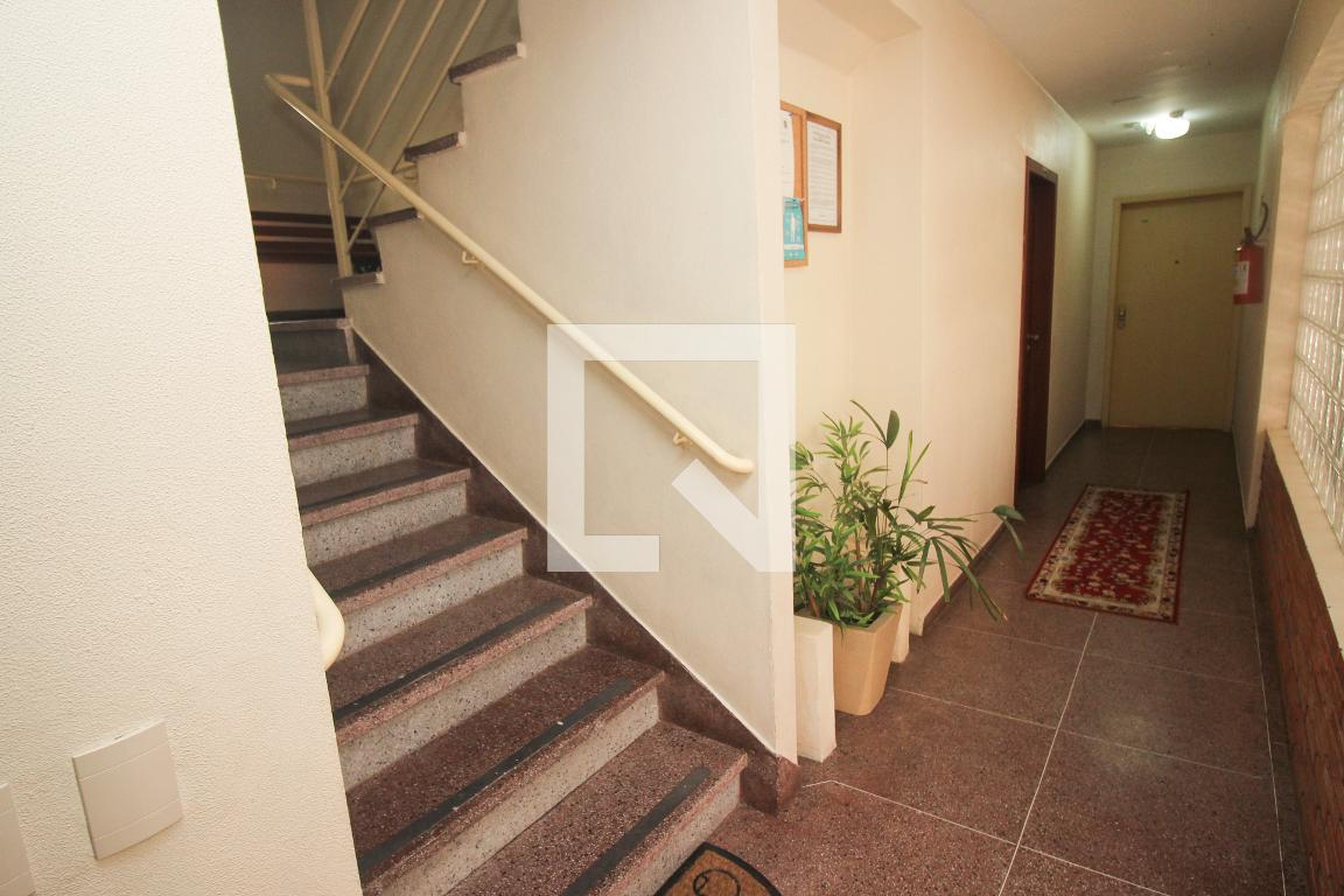 Hall de entrada - Ed. Fernanda