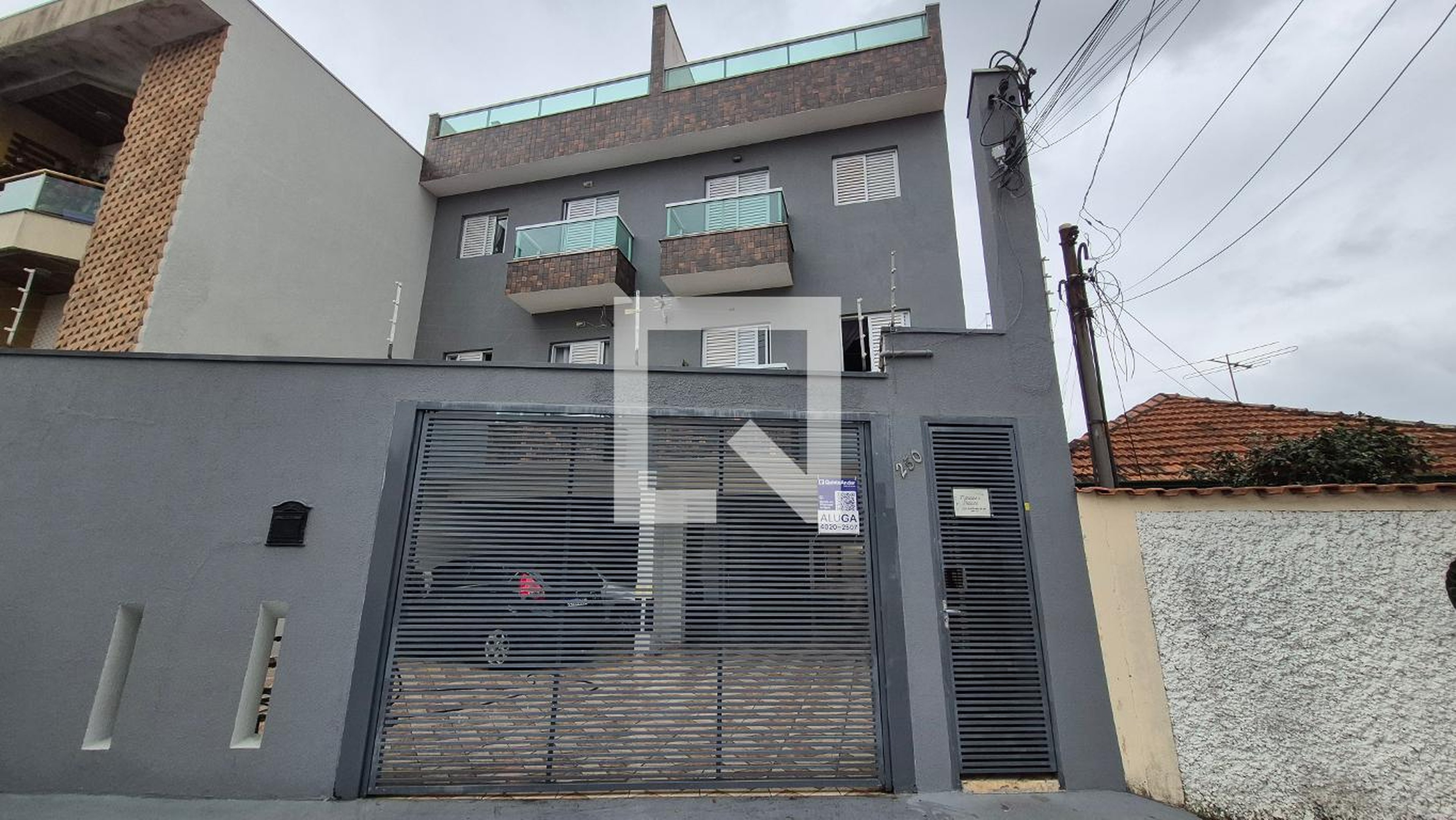 Fachada Condomínio em Rua Javri, 250