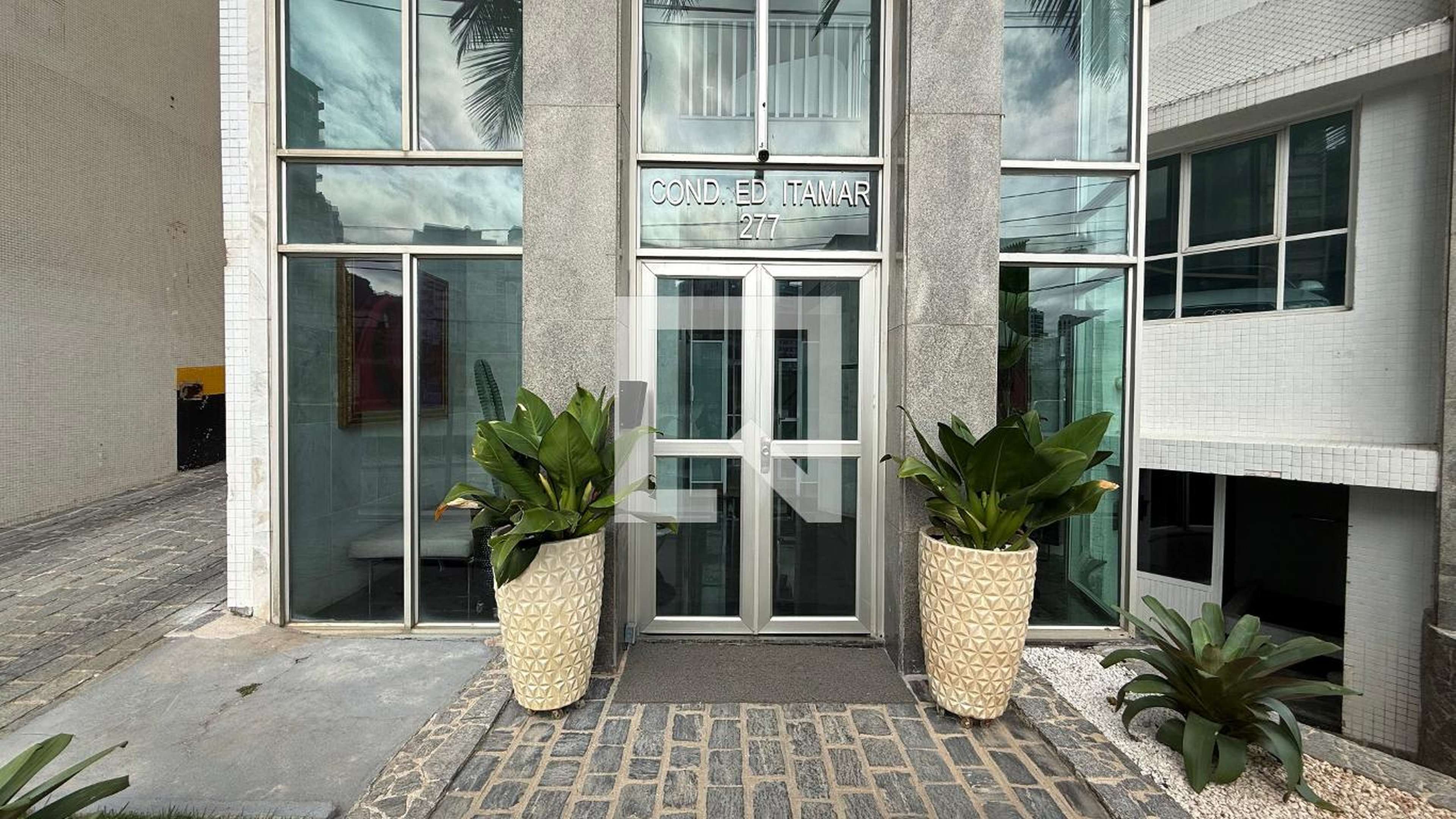 Fachada Edifício Itamar