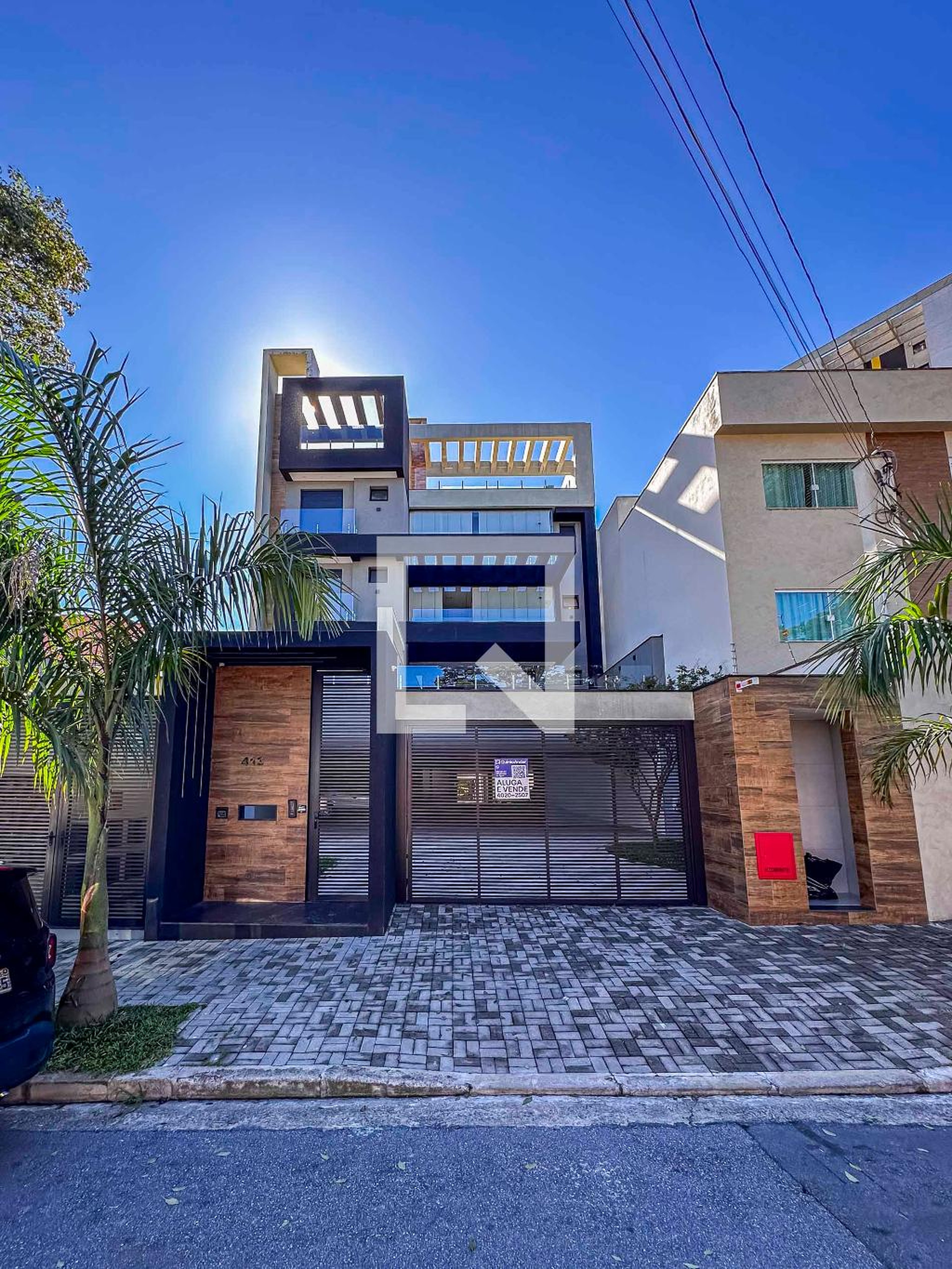 Fachada Condomínio em Avenida Doutor Antônio Álvaro, 413