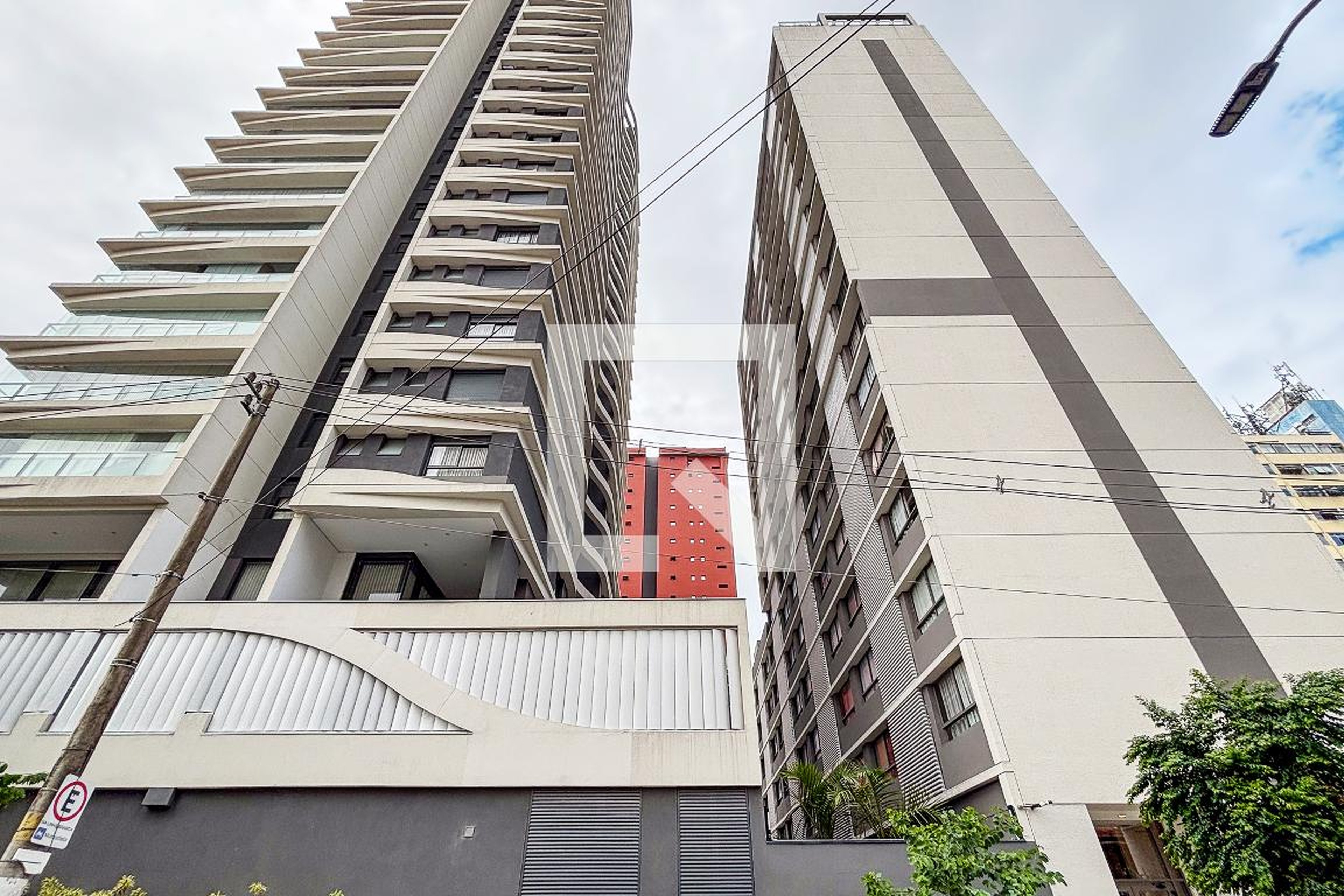 fachada do predio Condomínio Nex One Pinheiros
