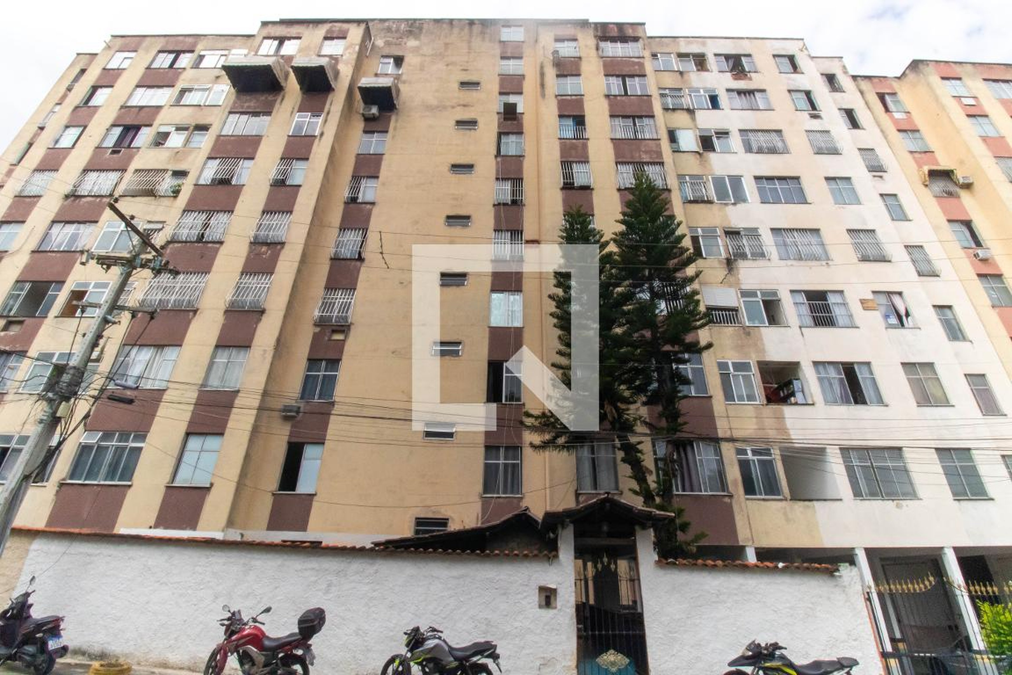 Fachada Condomínio em Rua Conrado Barbosa de Souza, 7