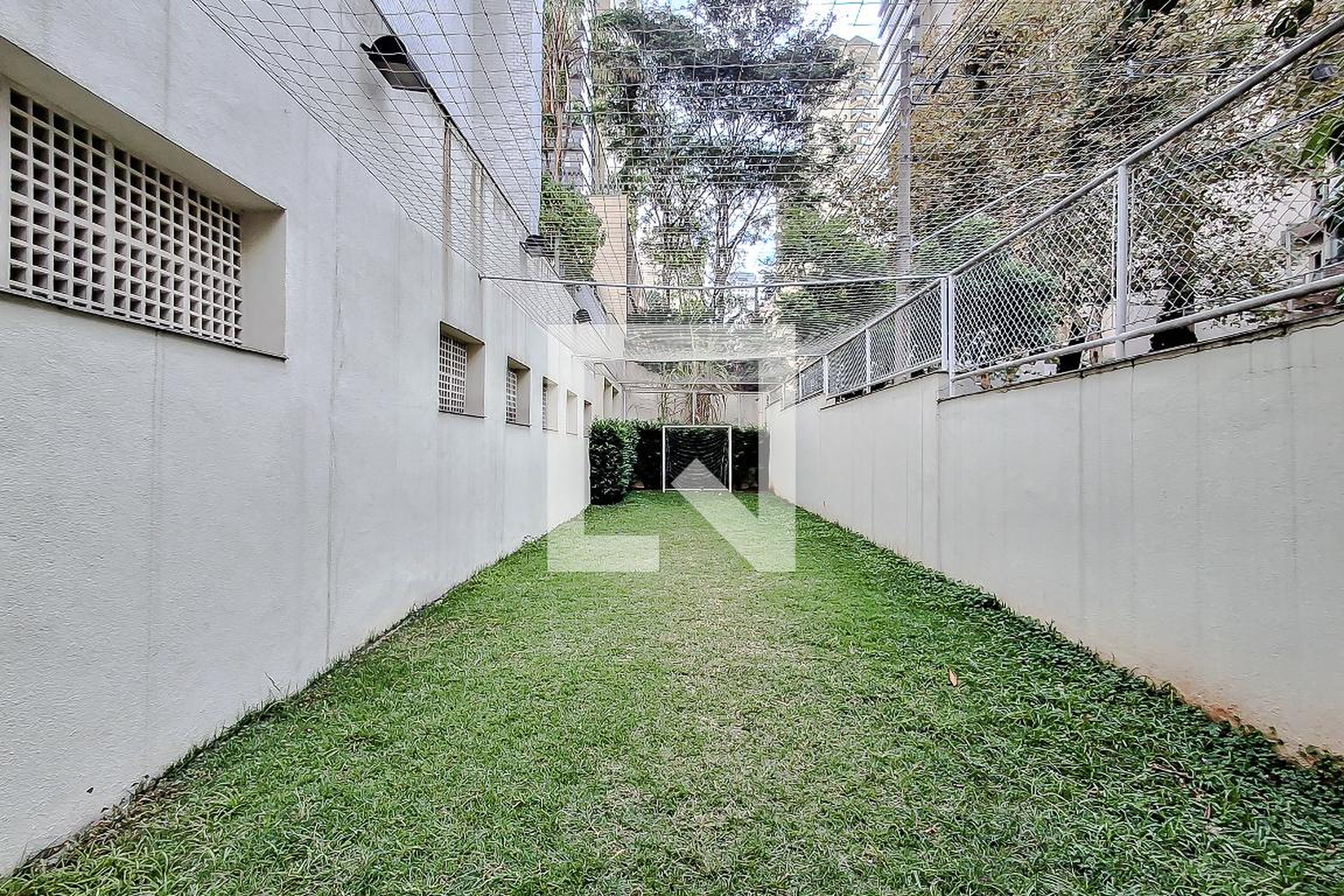 Quadra Esportiva - giardino