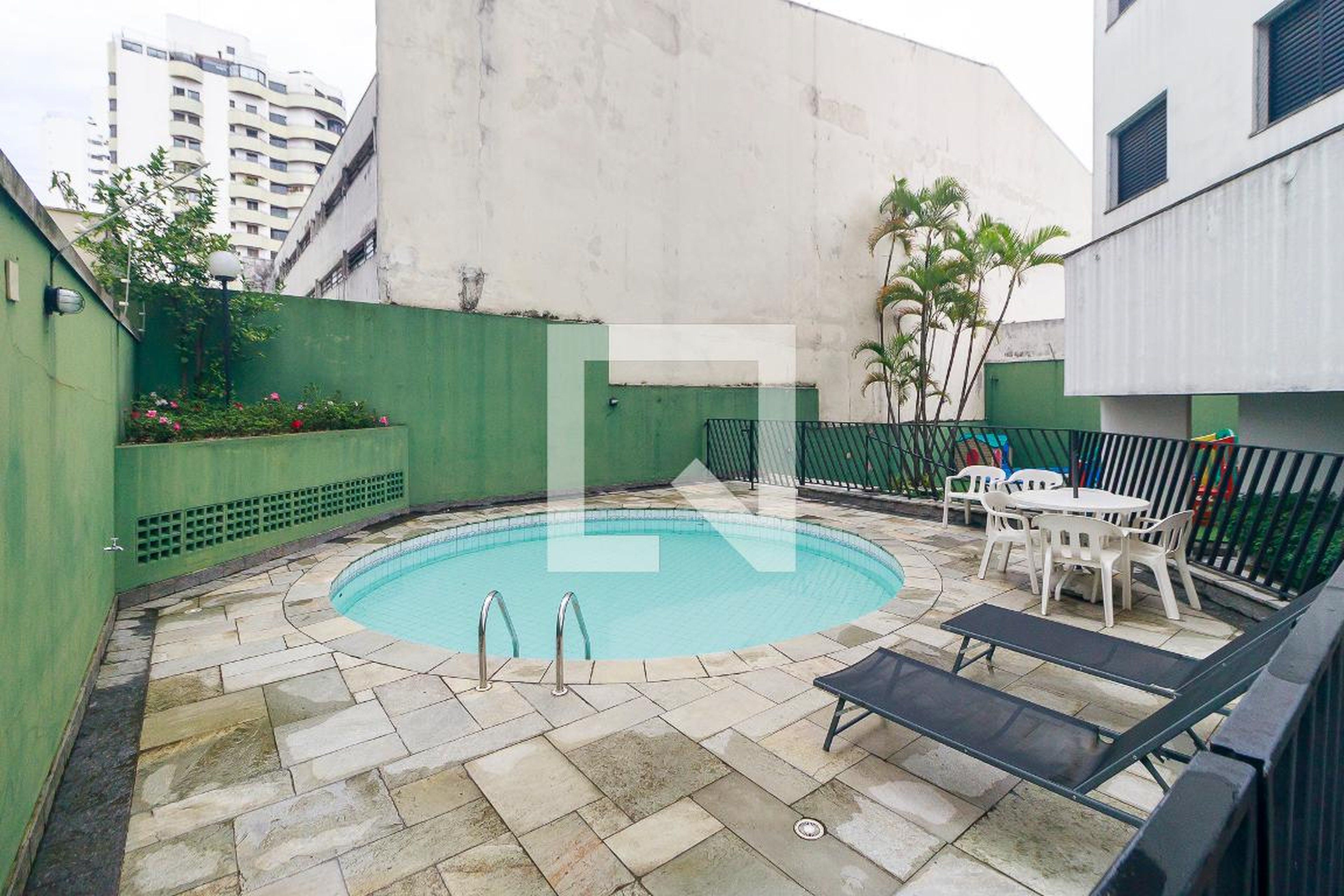 Piscina - Edificio Icaro