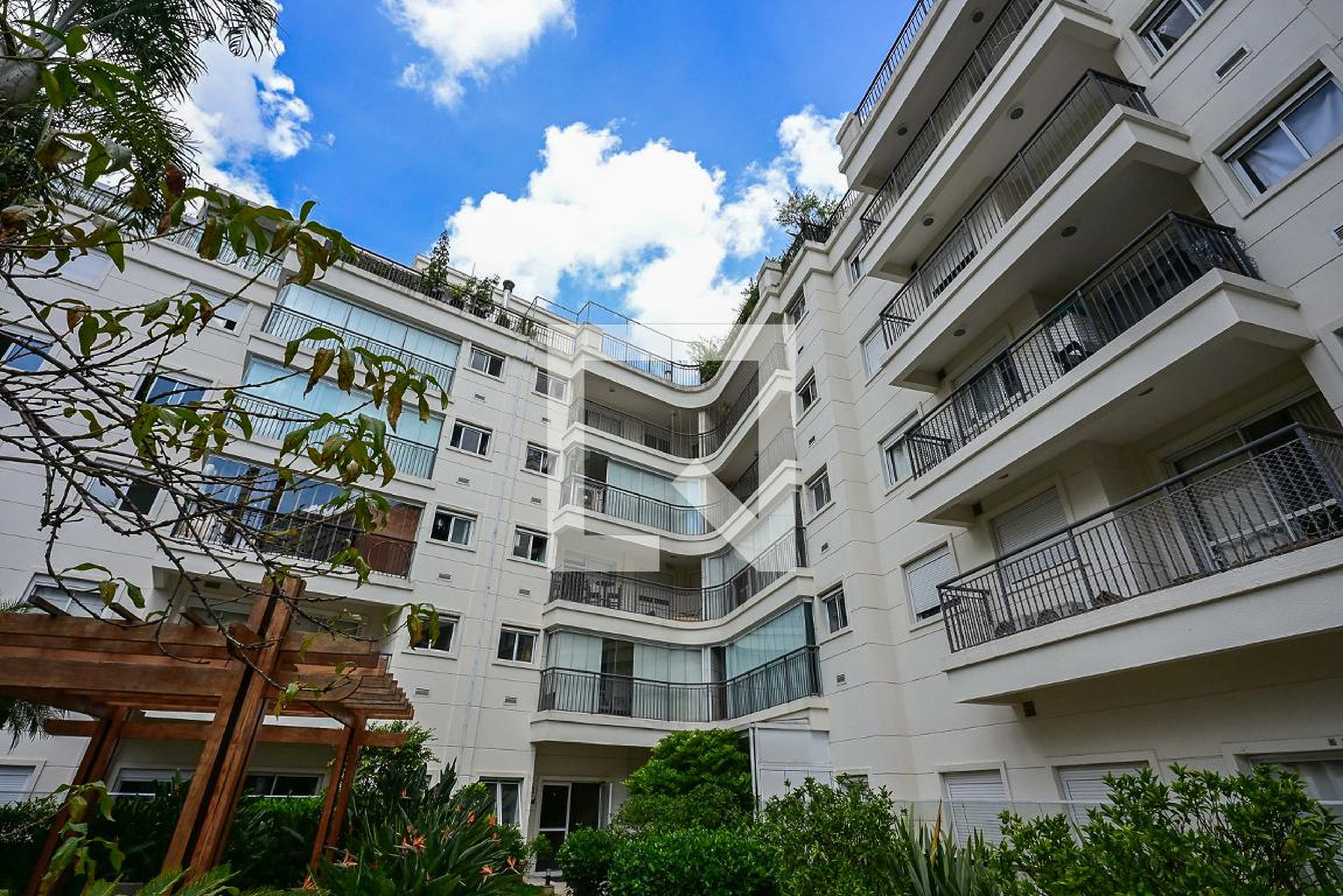 Fachada Condomínio Menara (Cyrela Incorporadora)