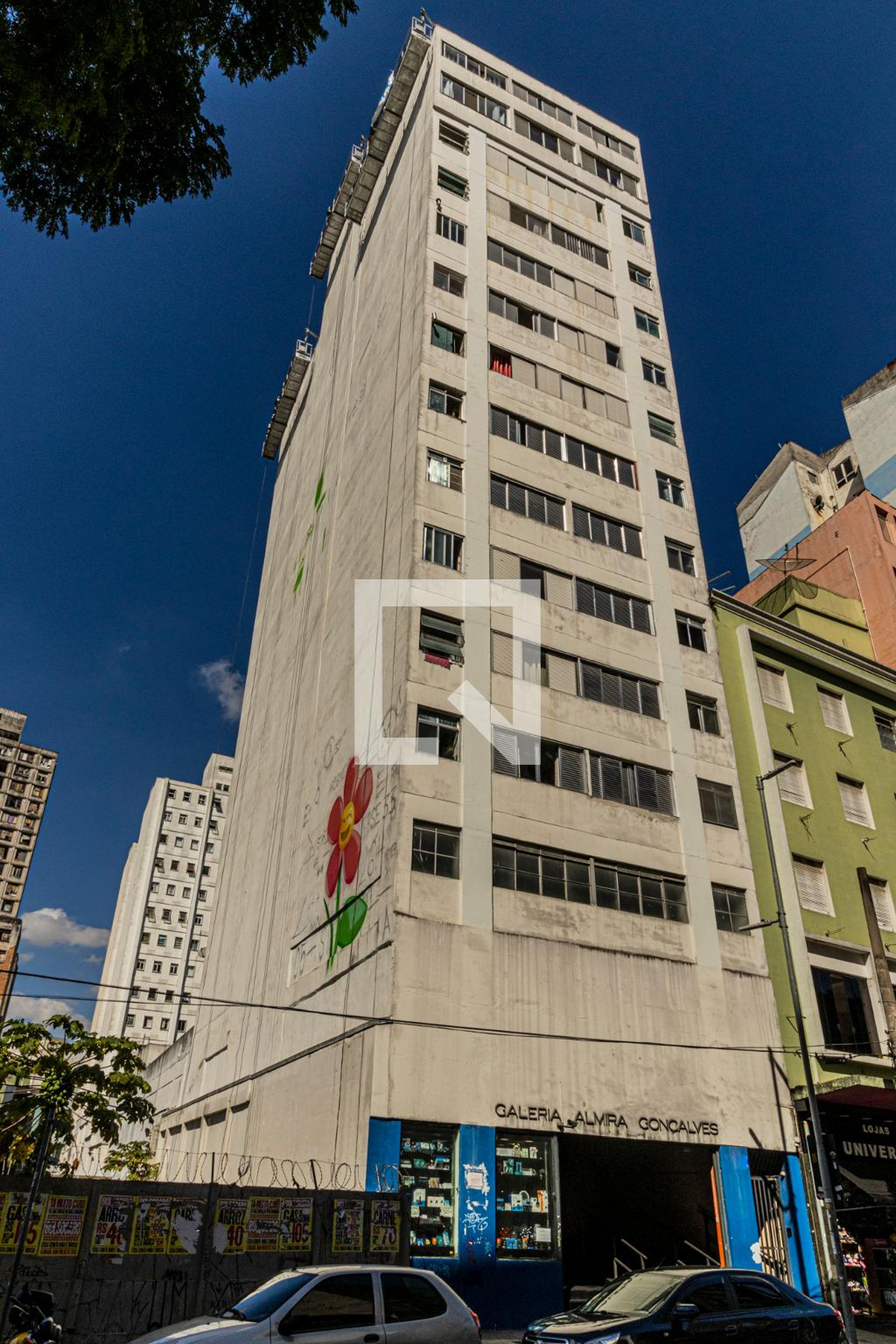 Fachada Condomínio Galeria Almira Gonçalves