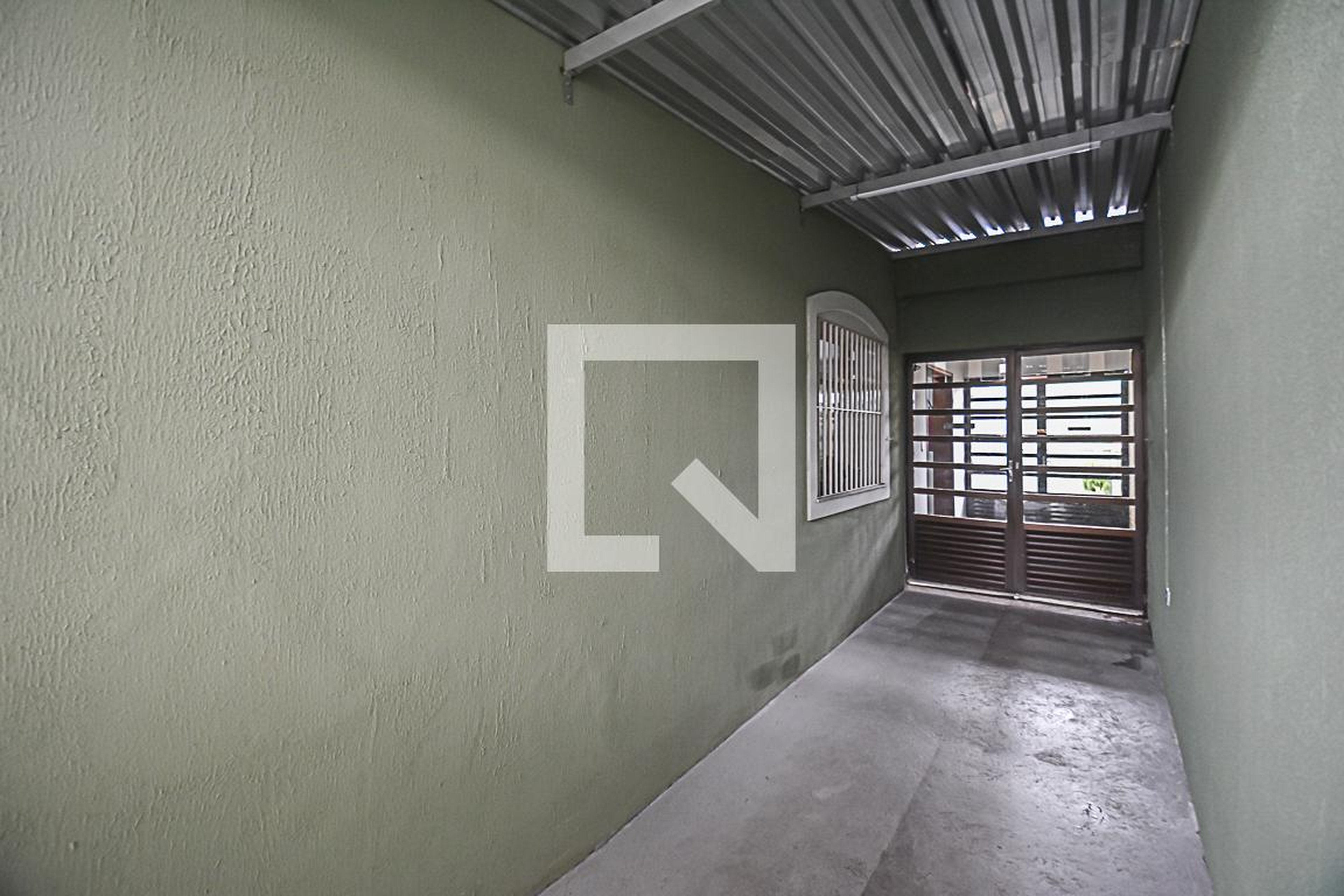 Hall de entrada Condomínio em Rua Rolando Gambini, 214