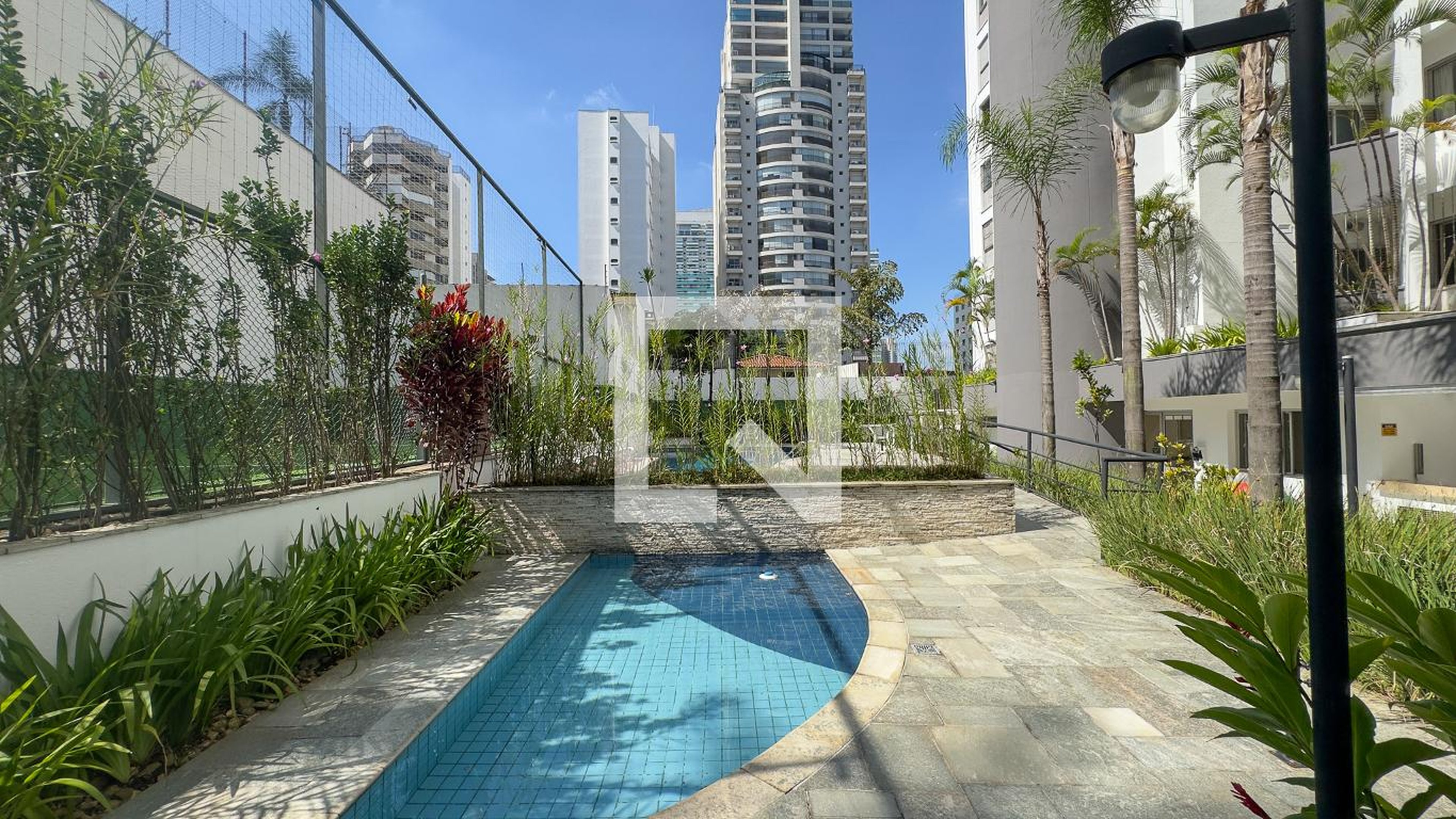 Piscina - Edifício Persona
