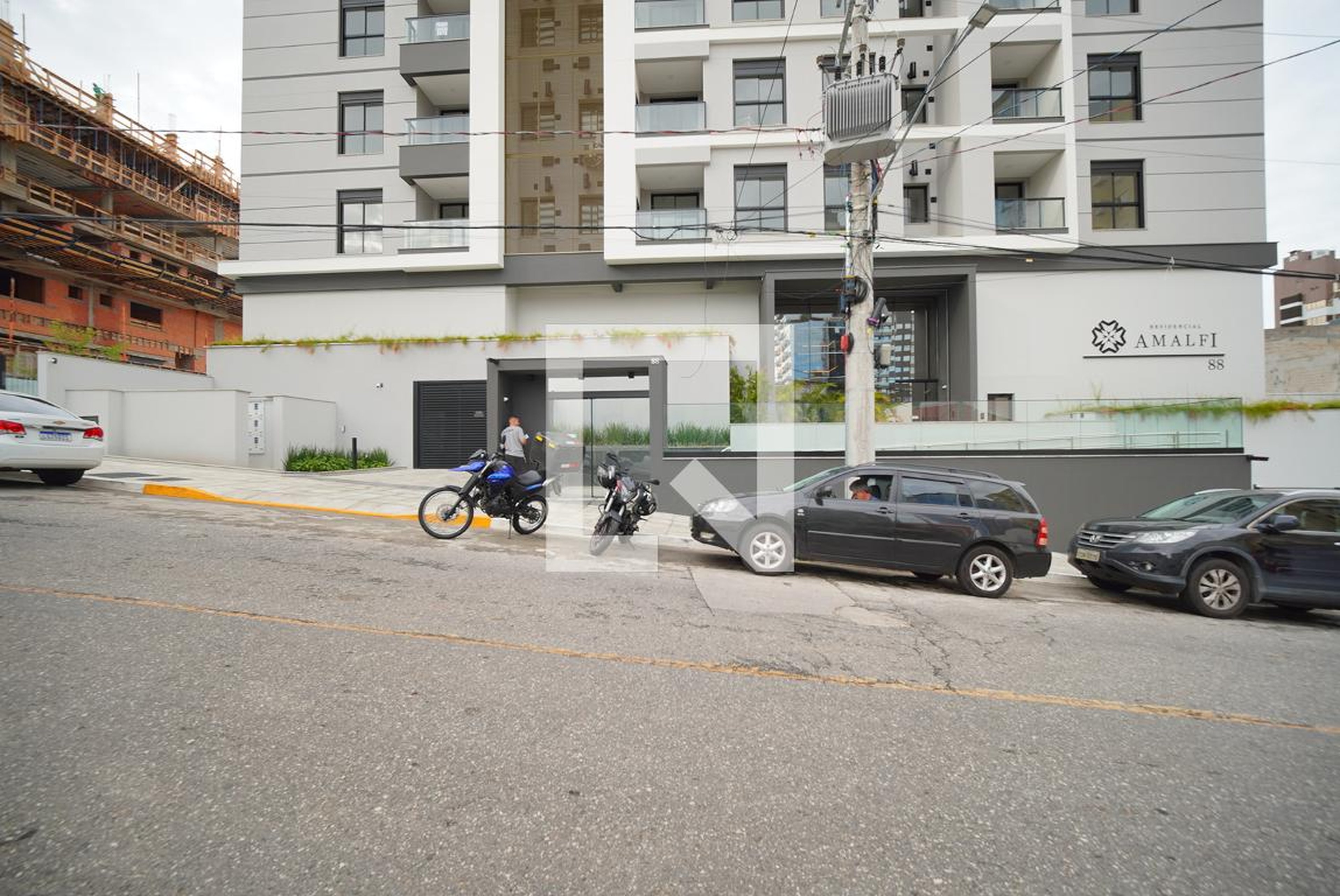 Fachada Condomínio em Rua Irmão Joaquim, 88